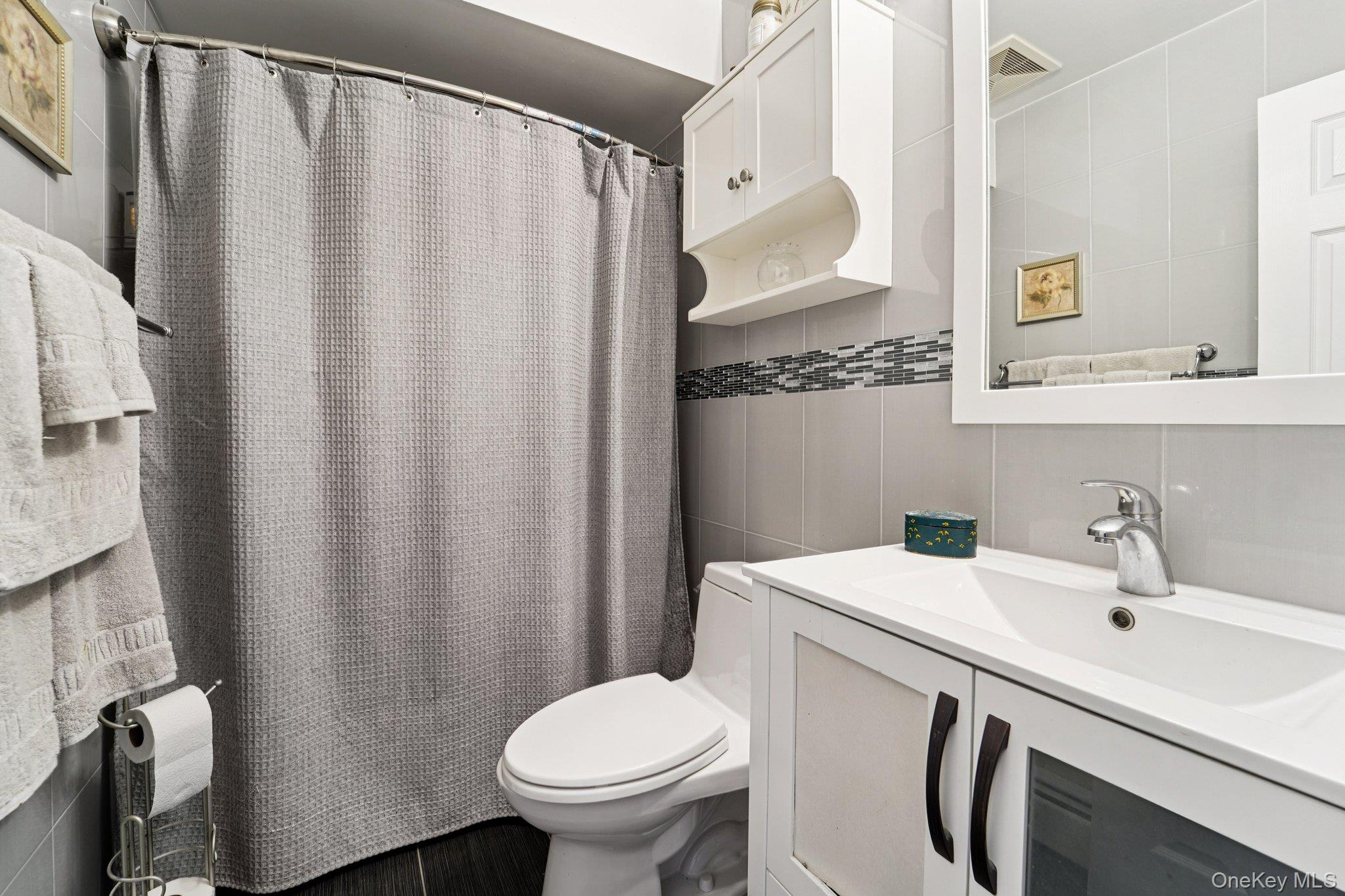 15 Greenridge Avenue # 16, White Plains, NY 10605