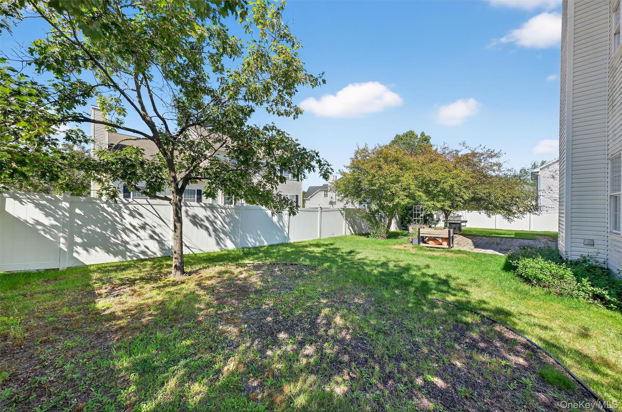 2806 Cherry Tree Way, New Windsor, NY 12553