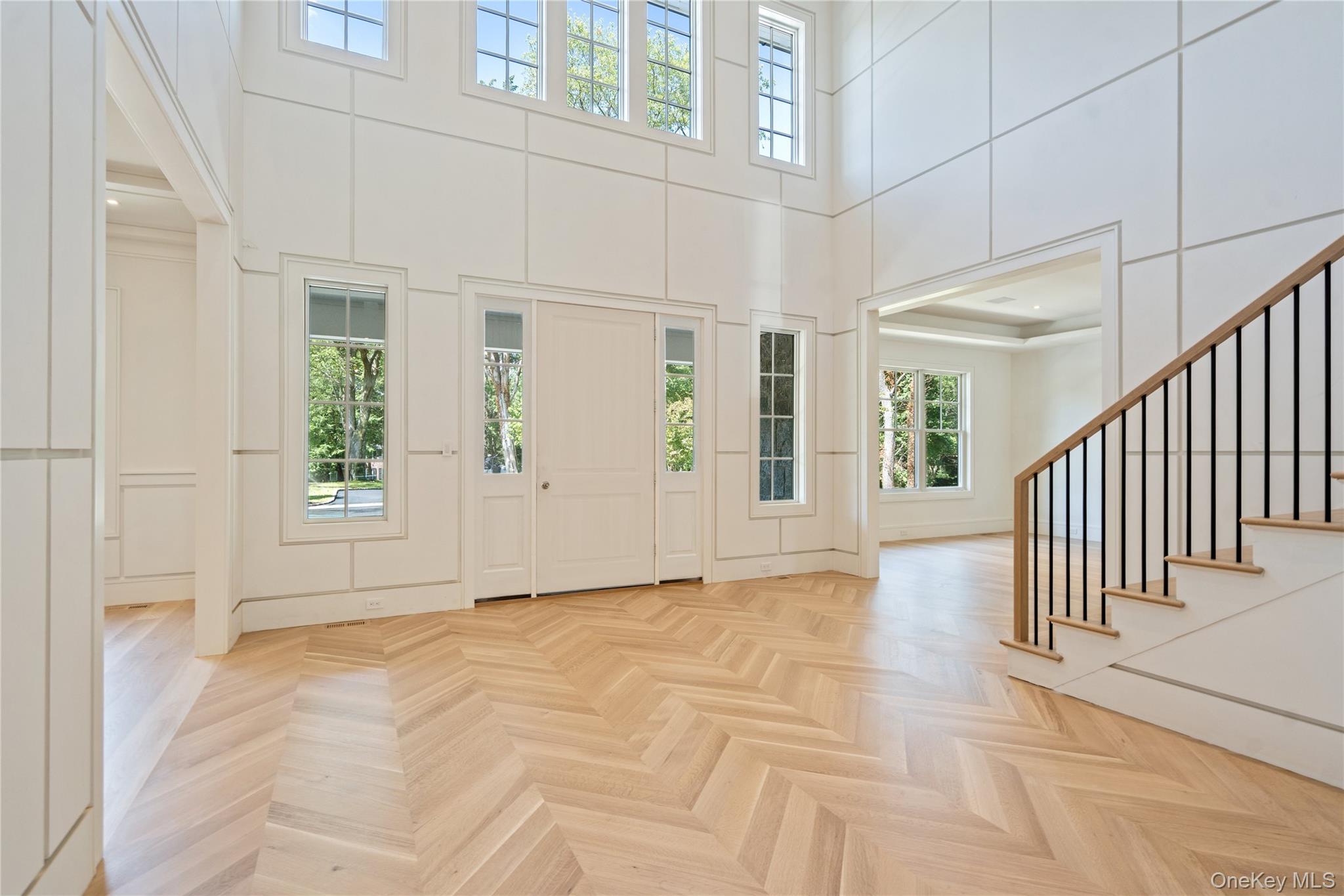 8 Dogwood Hill, Brookville, NY 11545