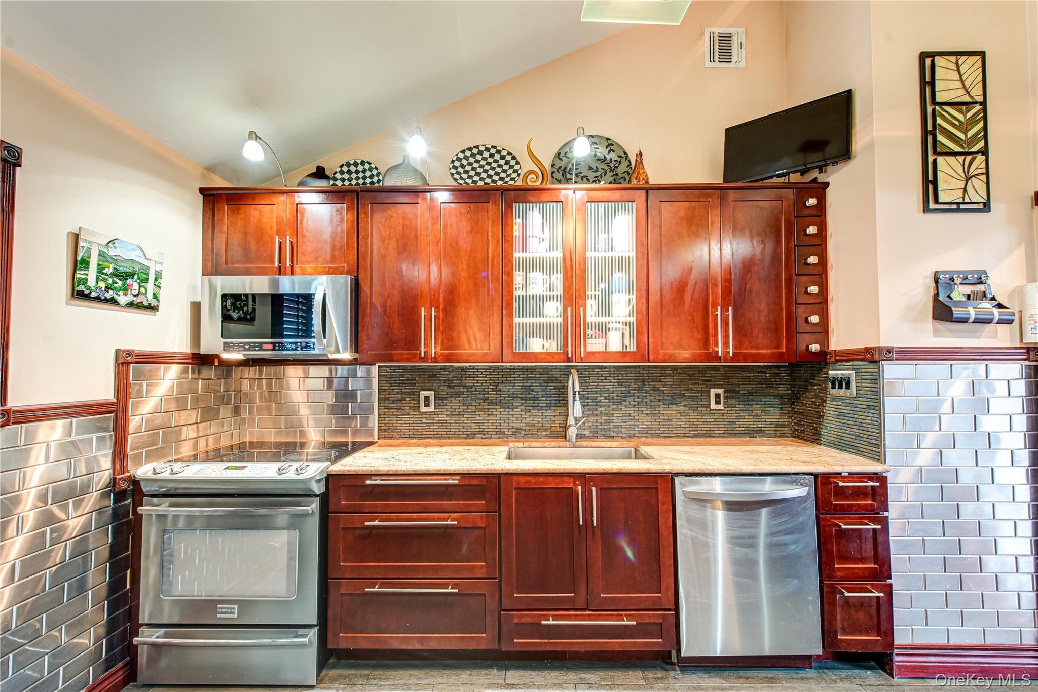 630 Shore Road, Lindenhurst, NY 11757