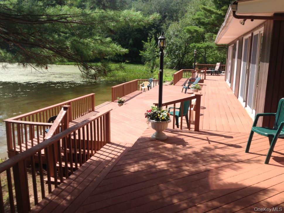 238 Lakeview Drive Road, Highland Lake, NY 12743