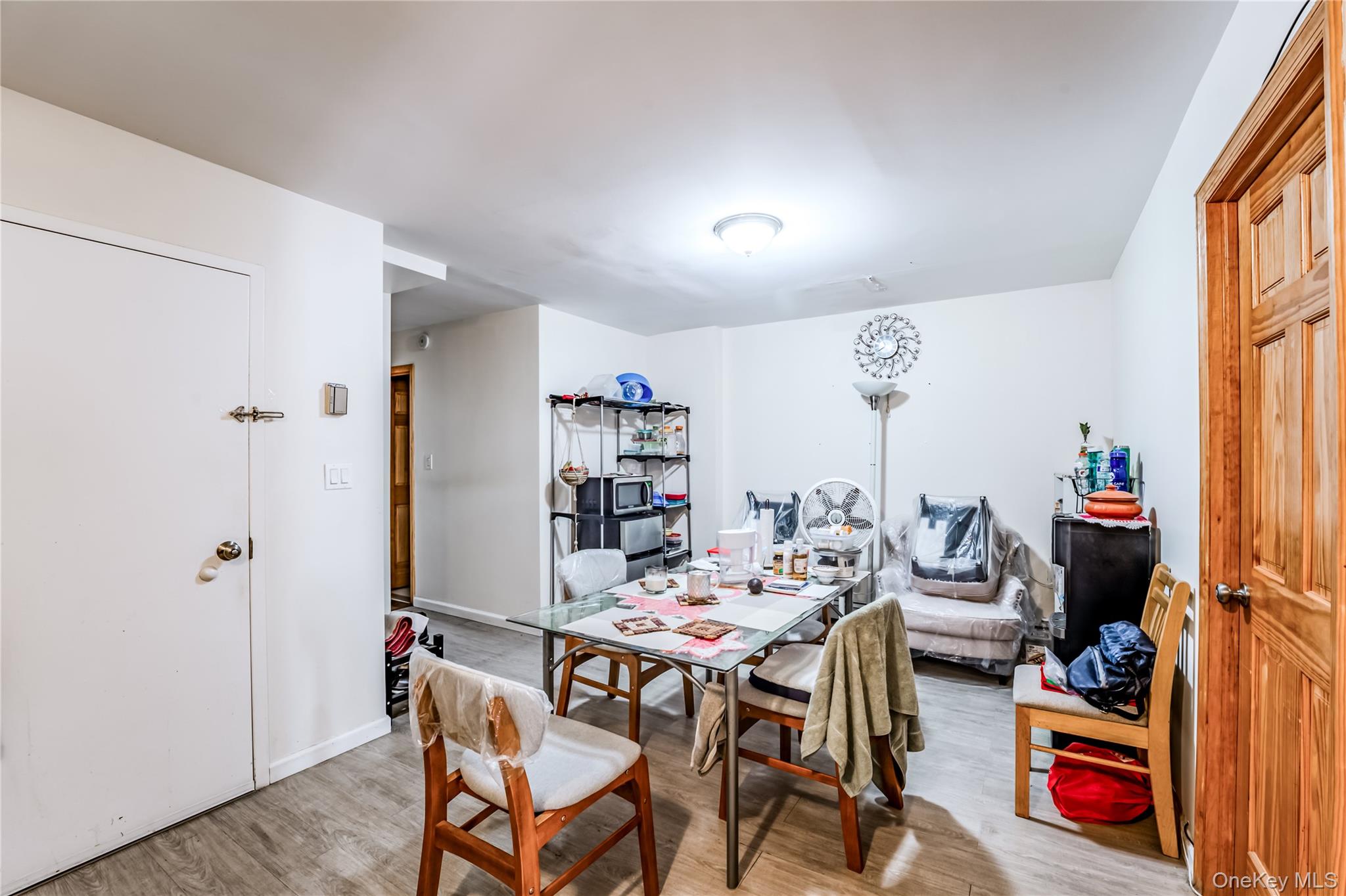 1068 Pugsley Avenue, Bronx, NY 10472