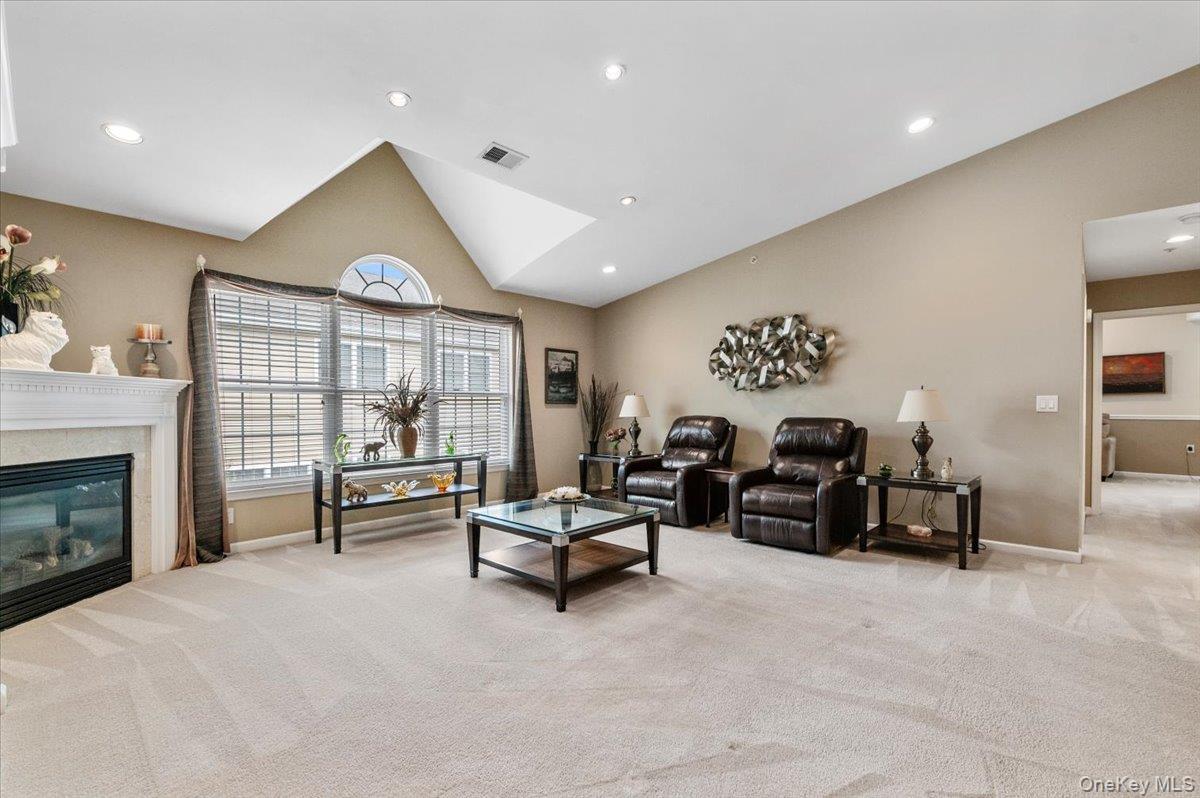 108 Joseph Lane, Dix Hills, NY 11746