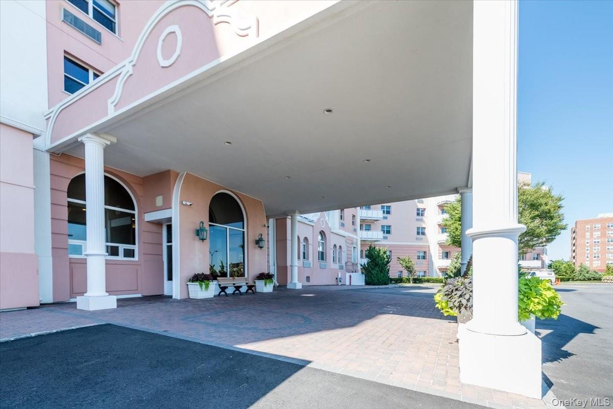 2 Richmond Road # 4th Floor, Lido Beach, NY 11561