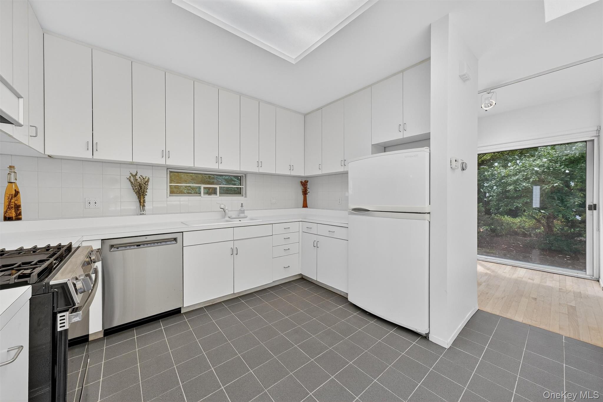 1448 Old Logging Road, Yorktown Heights, NY 10598