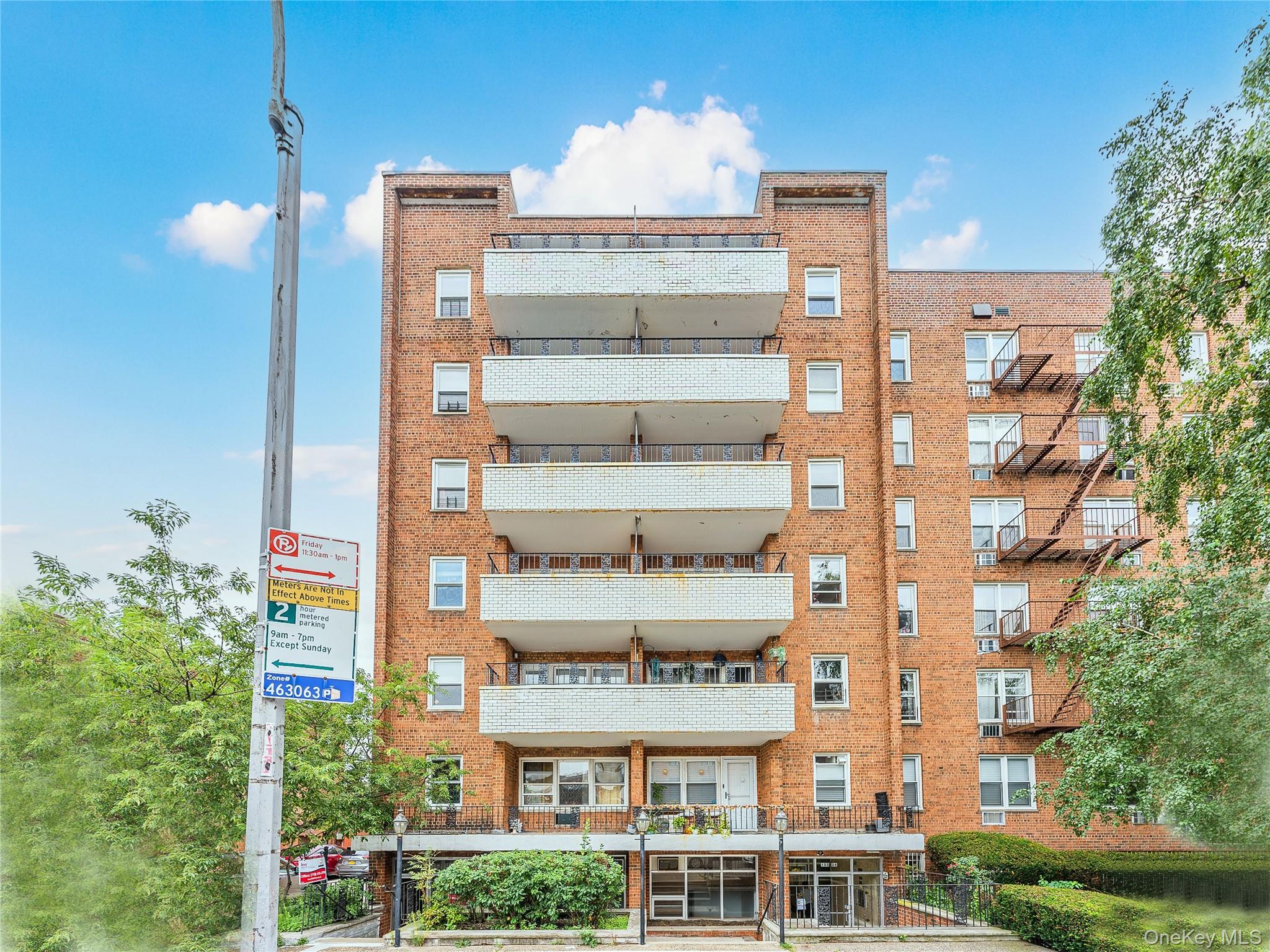 100-26 67 # 4F, Forest Hills, NY 11375