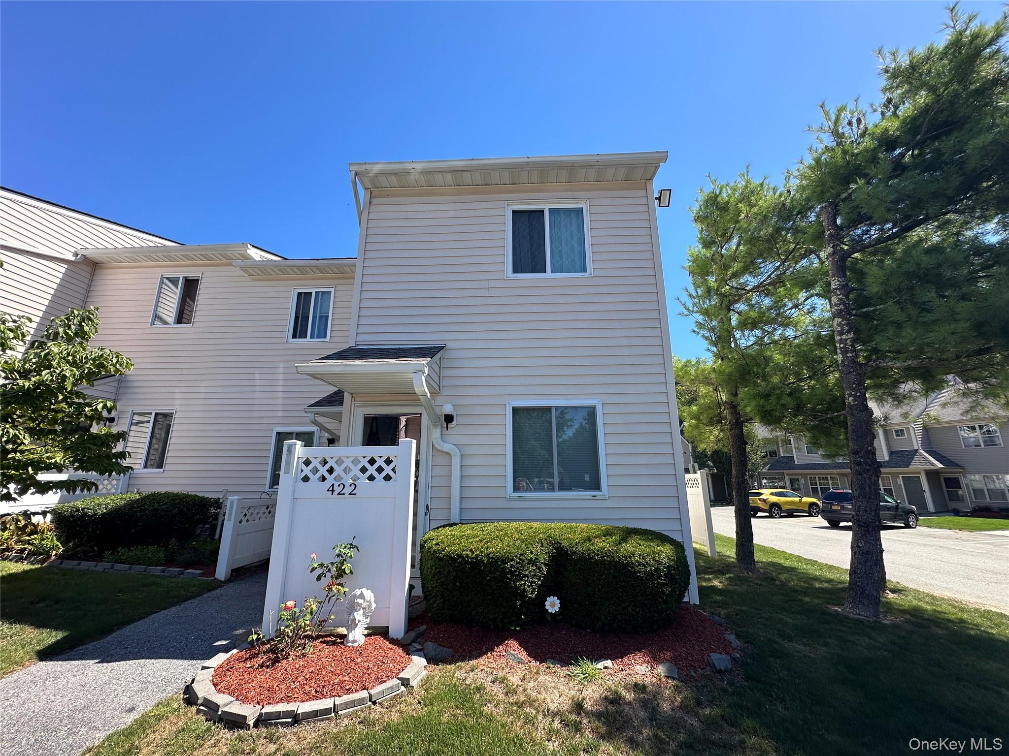 422 Gregory Court, Highland, NY 12528
