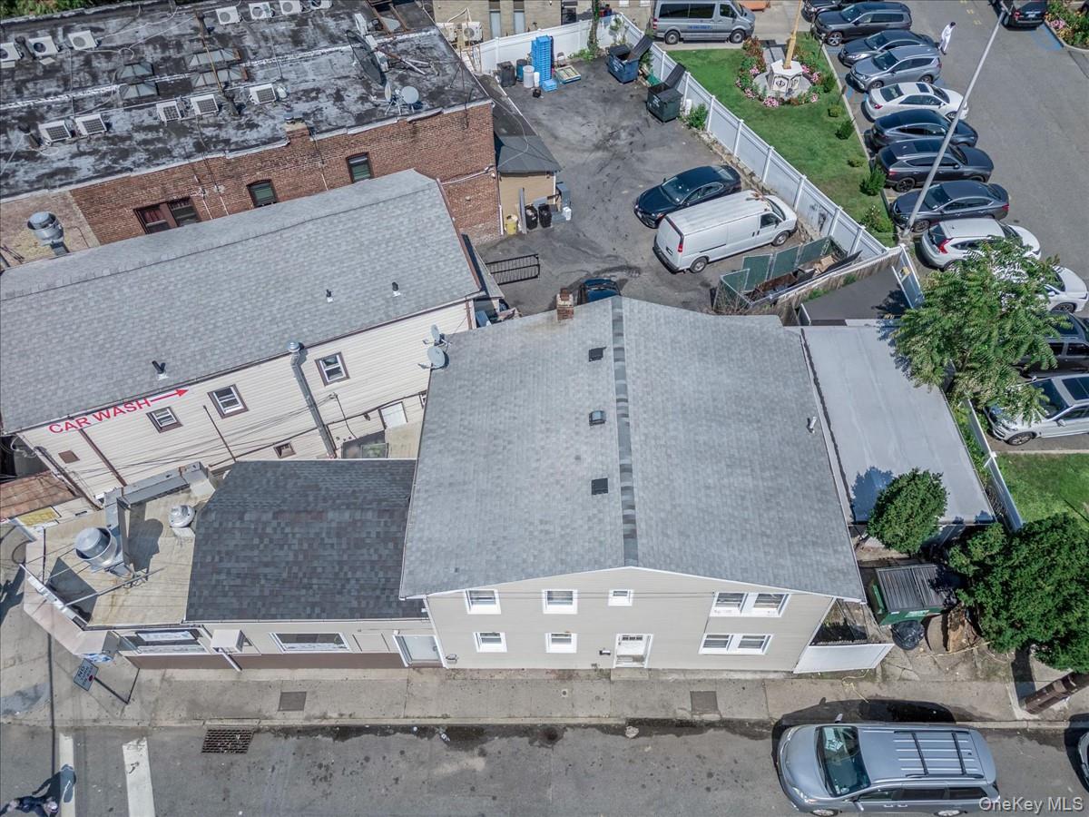 6 E Barclay Street, Hicksville, NY 11801