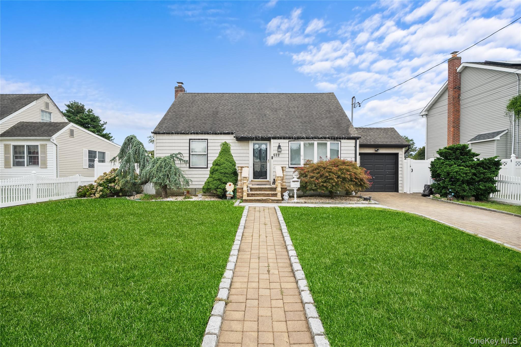 522 17th Street, West Babylon, NY 11704