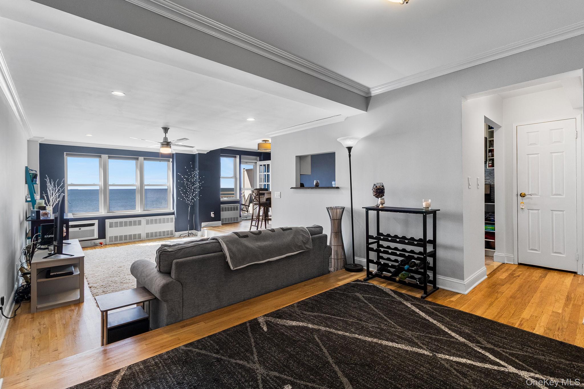 522 Shore Road # 6M, Long Beach, NY 11561