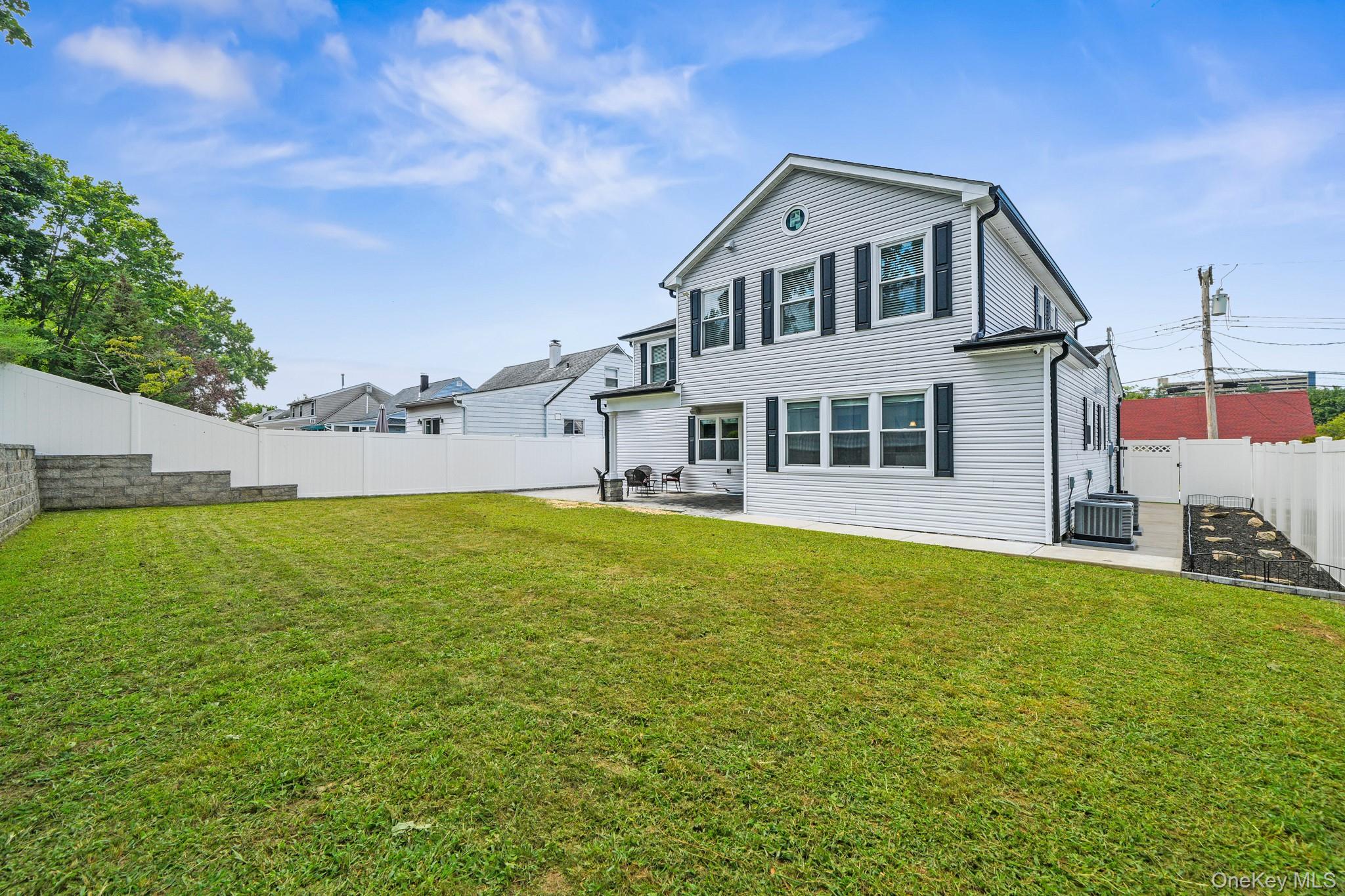 54 Hazelton Road, Yonkers, NY 10710