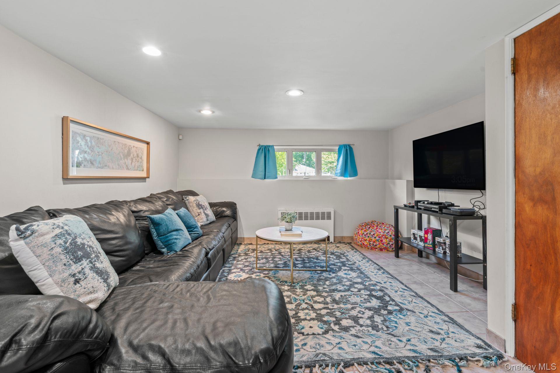 114 Seaman Road, Jericho, NY 11753