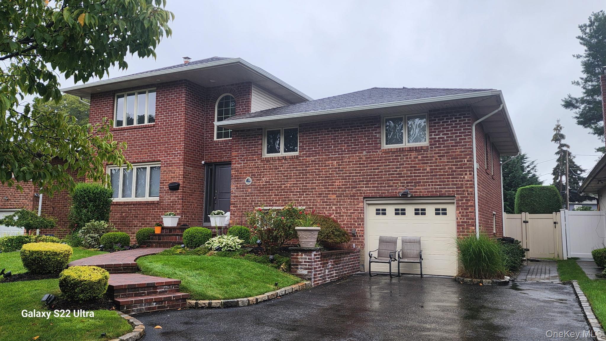 114 Seaman Road, Jericho, NY 11753