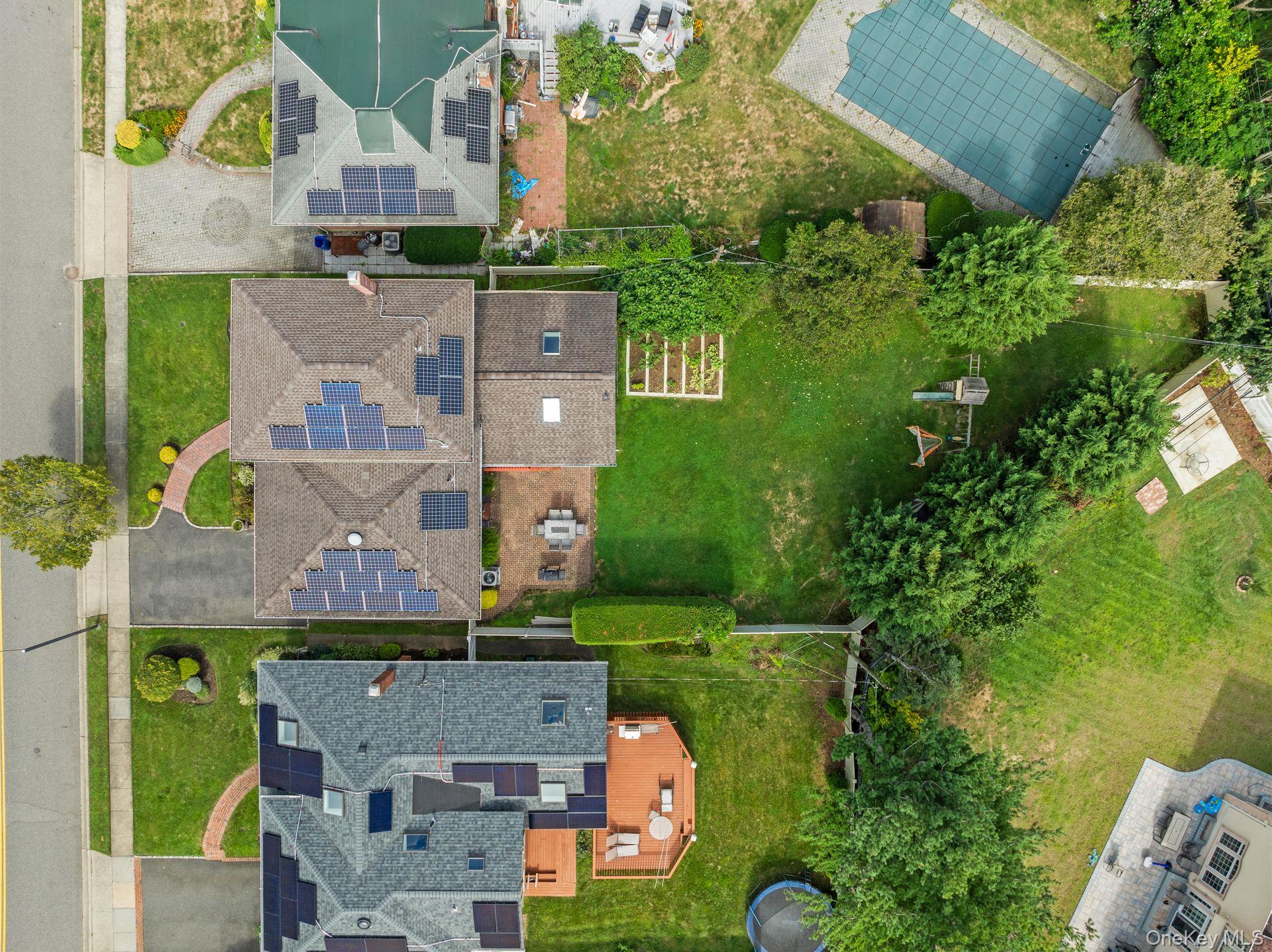 114 Seaman Road, Jericho, NY 11753