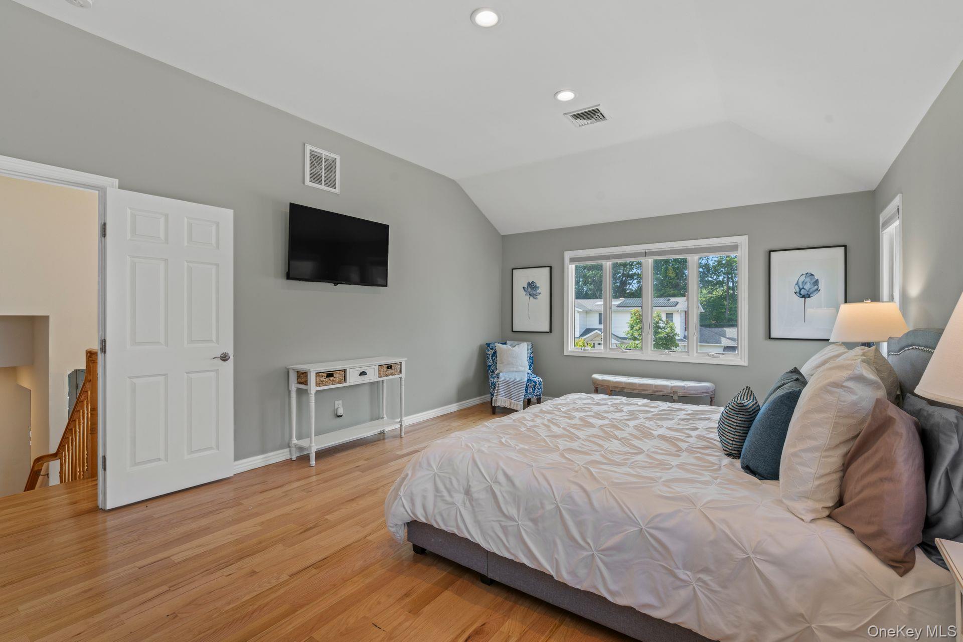 114 Seaman Road, Jericho, NY 11753