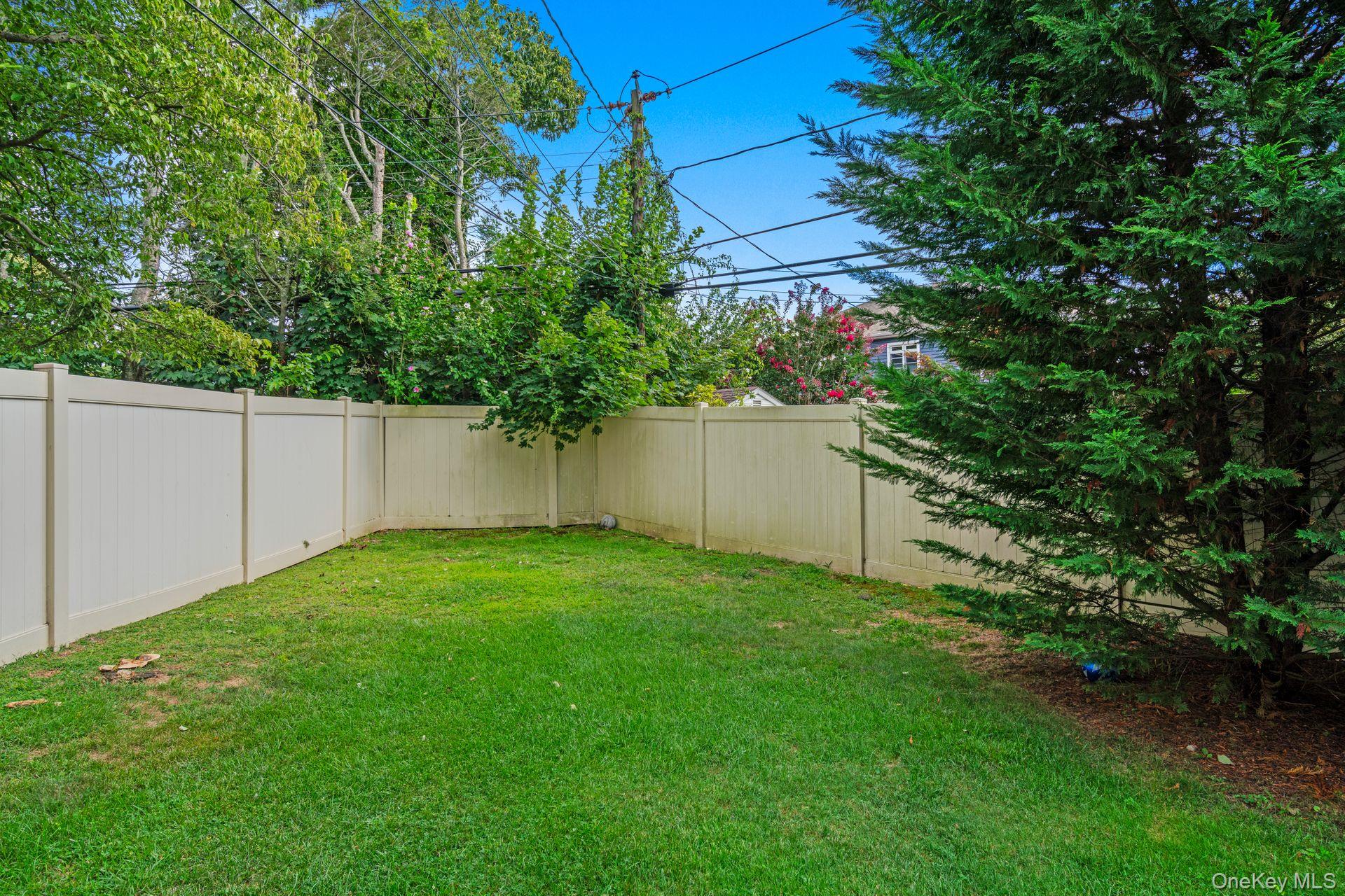 114 Seaman Road, Jericho, NY 11753