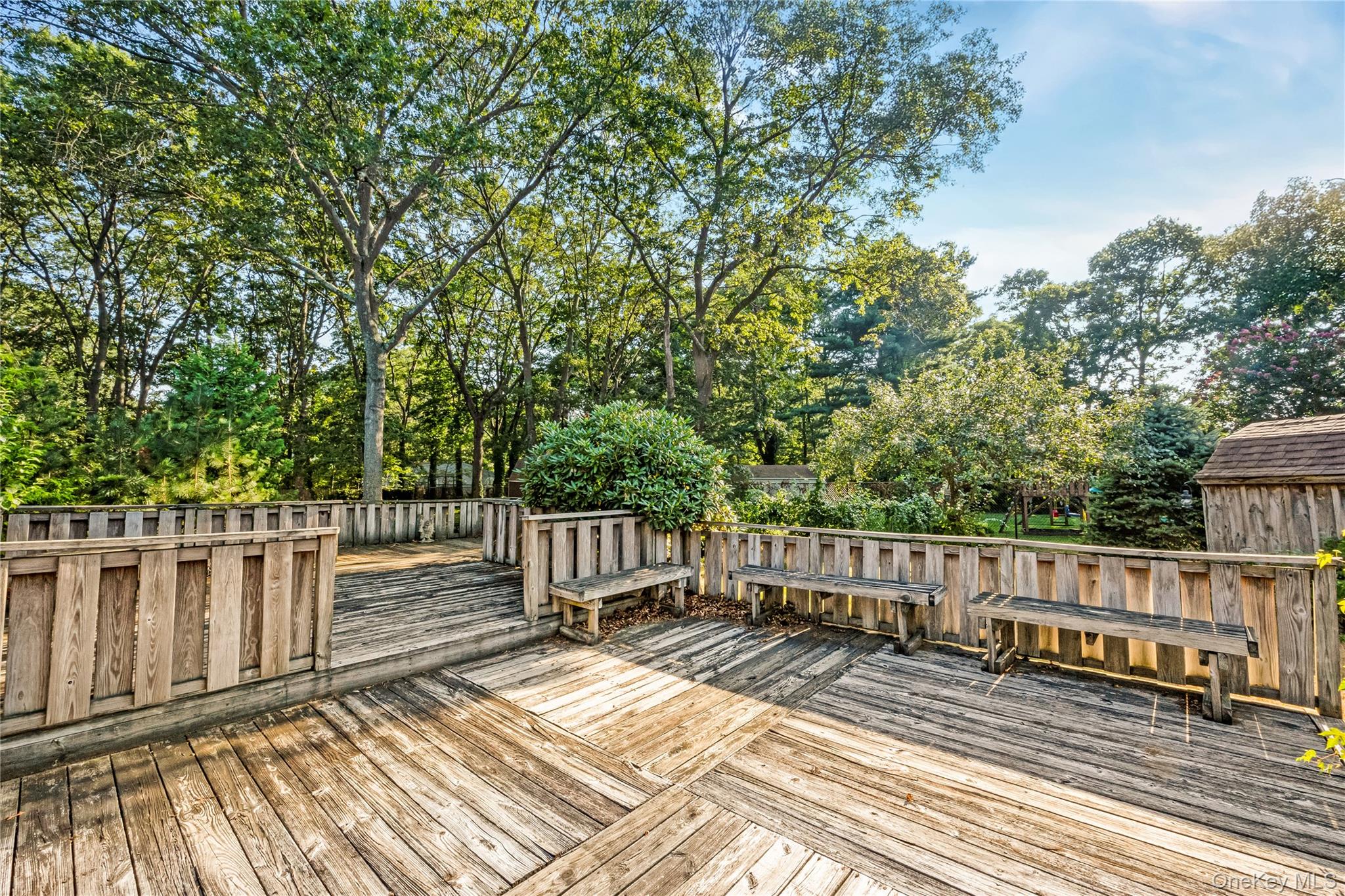 1340 Spur Drive S, Islip, NY 11751