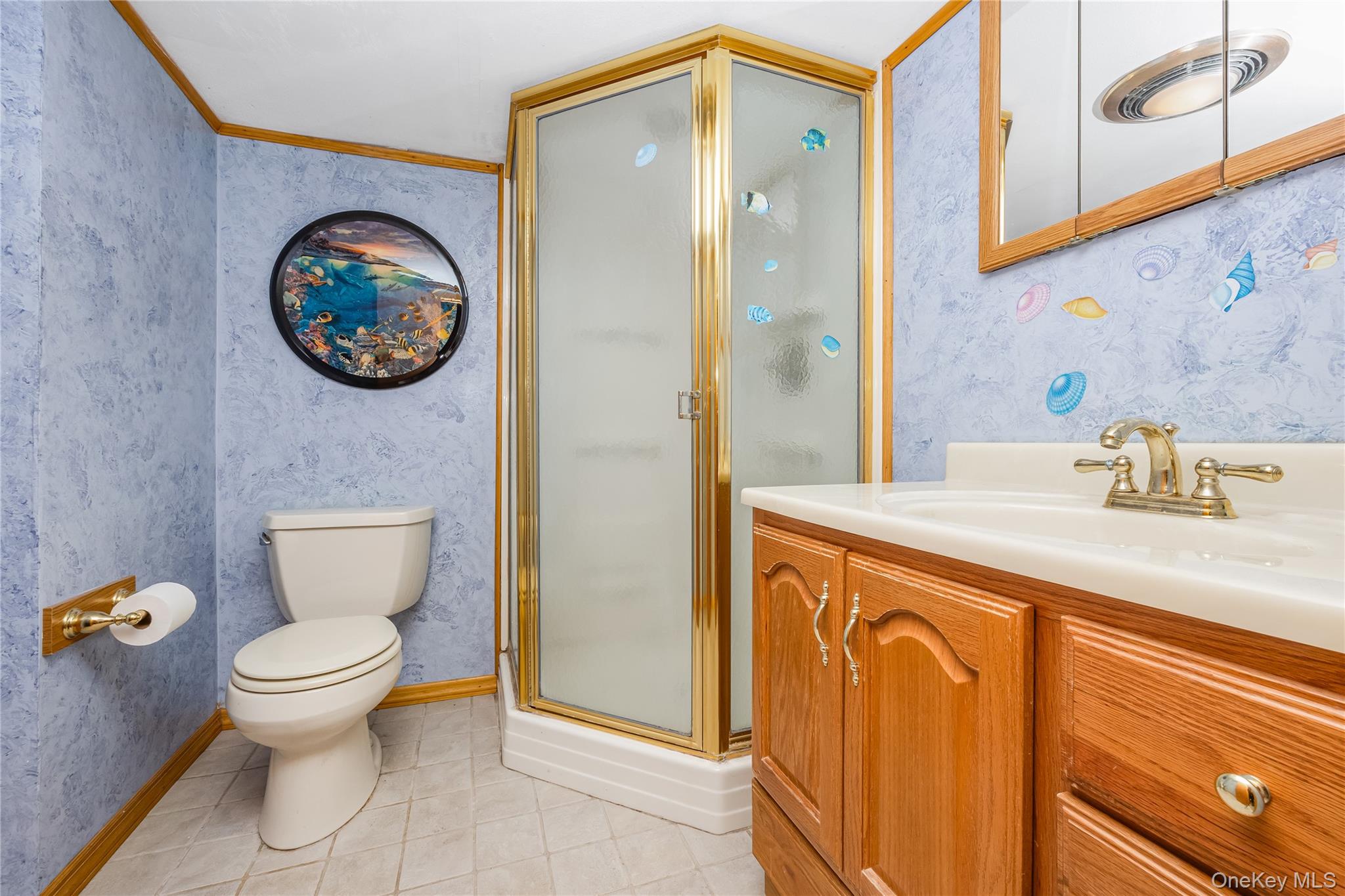 1340 Spur Drive S, Islip, NY 11751