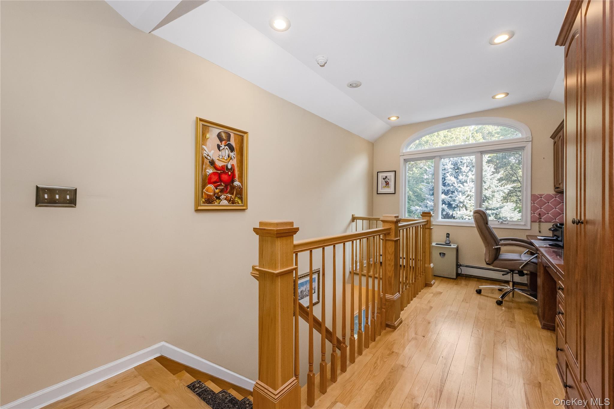 1340 Spur Drive S, Islip, NY 11751