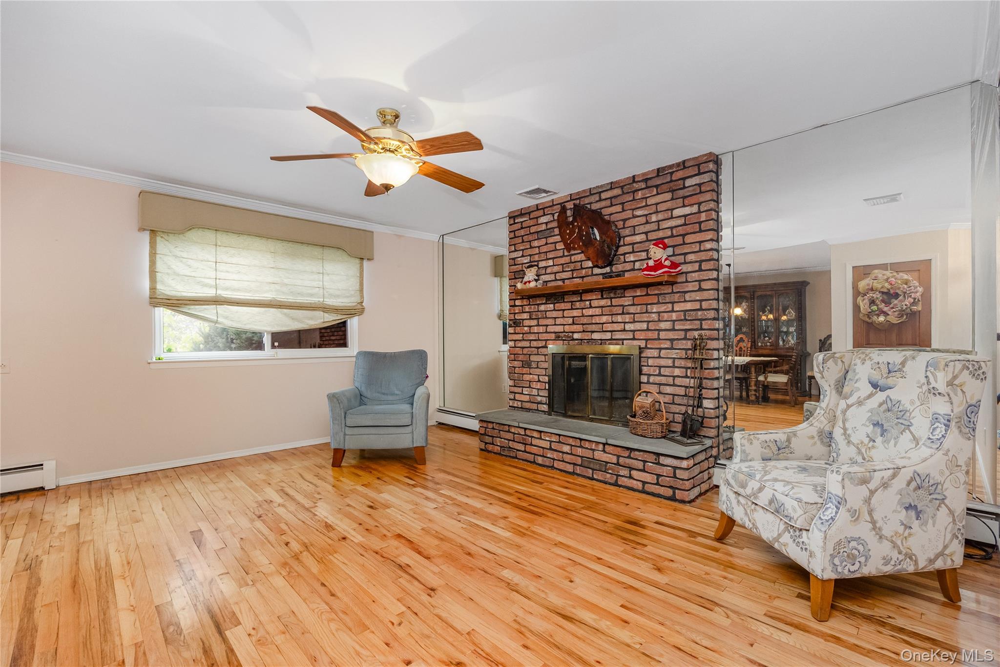 1340 Spur Drive S, Islip, NY 11751