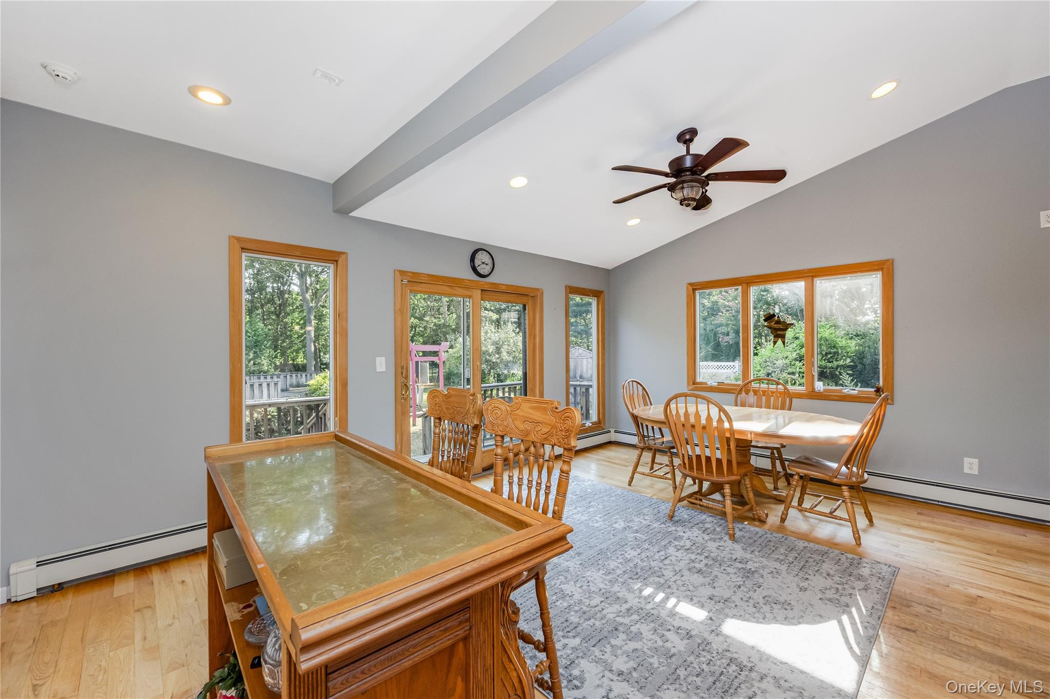 1340 Spur Drive S, Islip, NY 11751