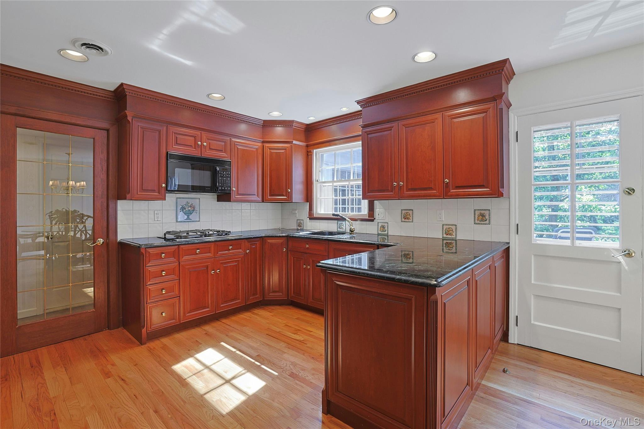 2 Creighton Lane, Briarcliff Manor, NY 10510