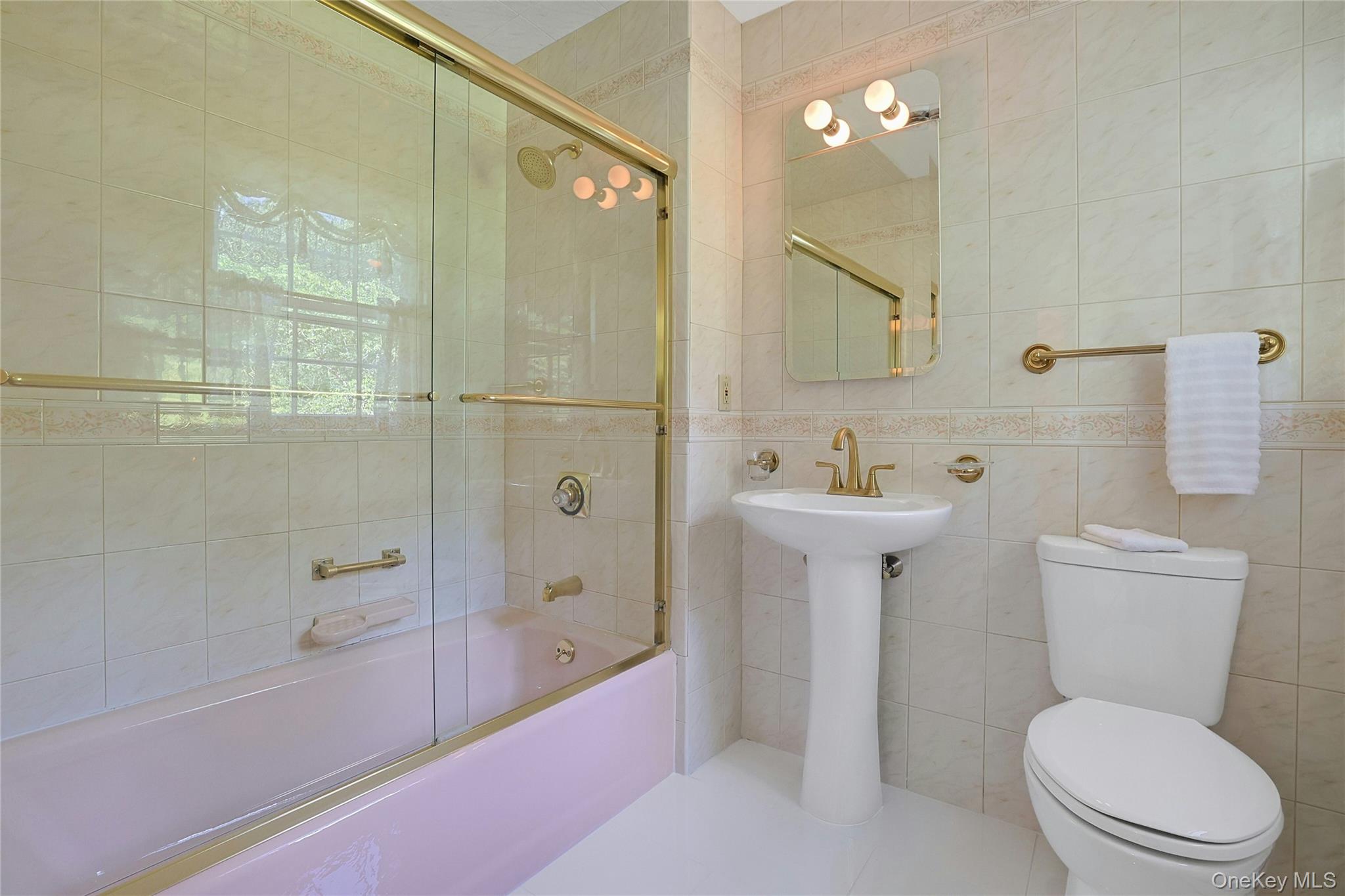 2 Creighton Lane, Briarcliff Manor, NY 10510