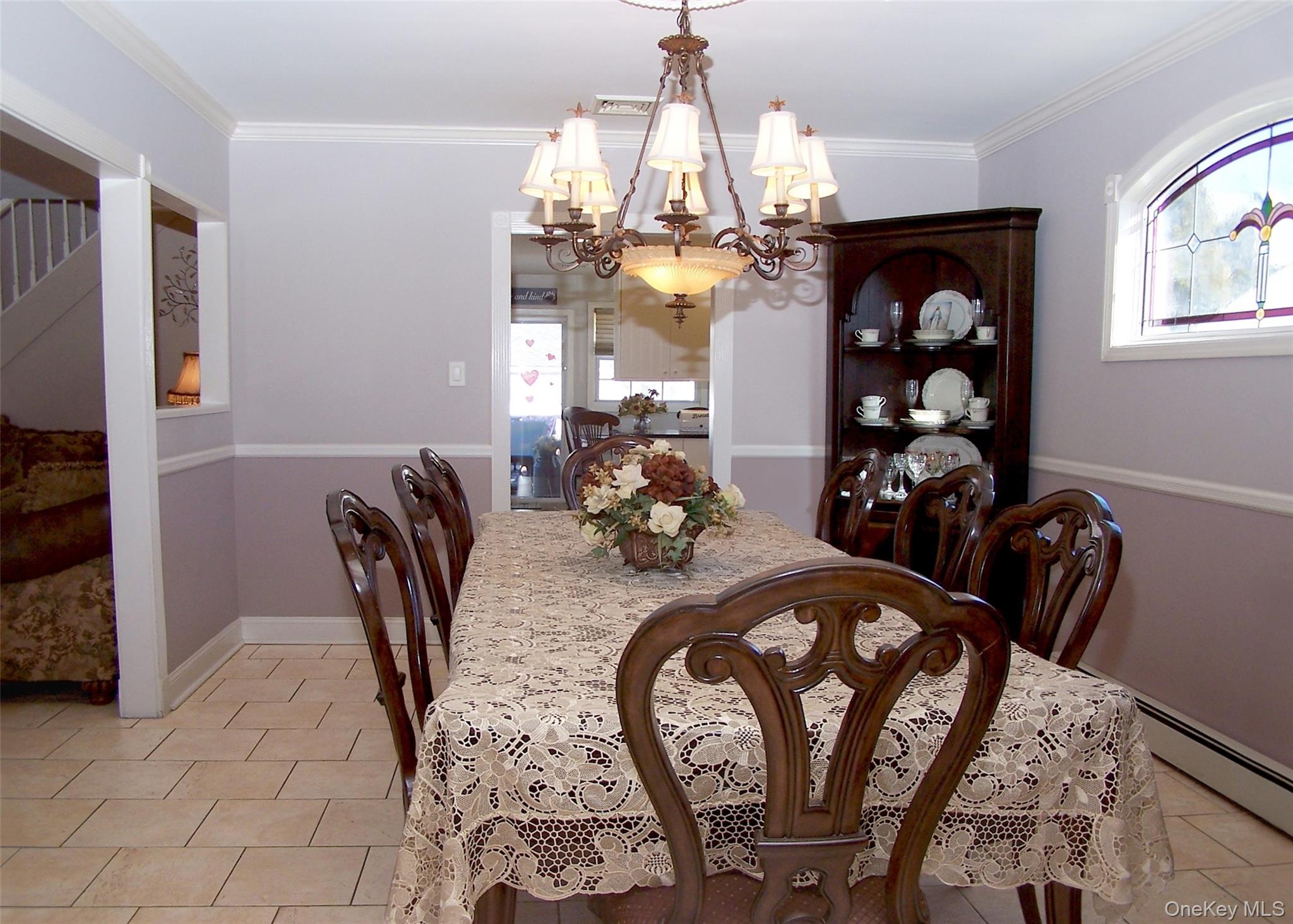 85 Oakland Avenue, Lynbrook, NY 11563