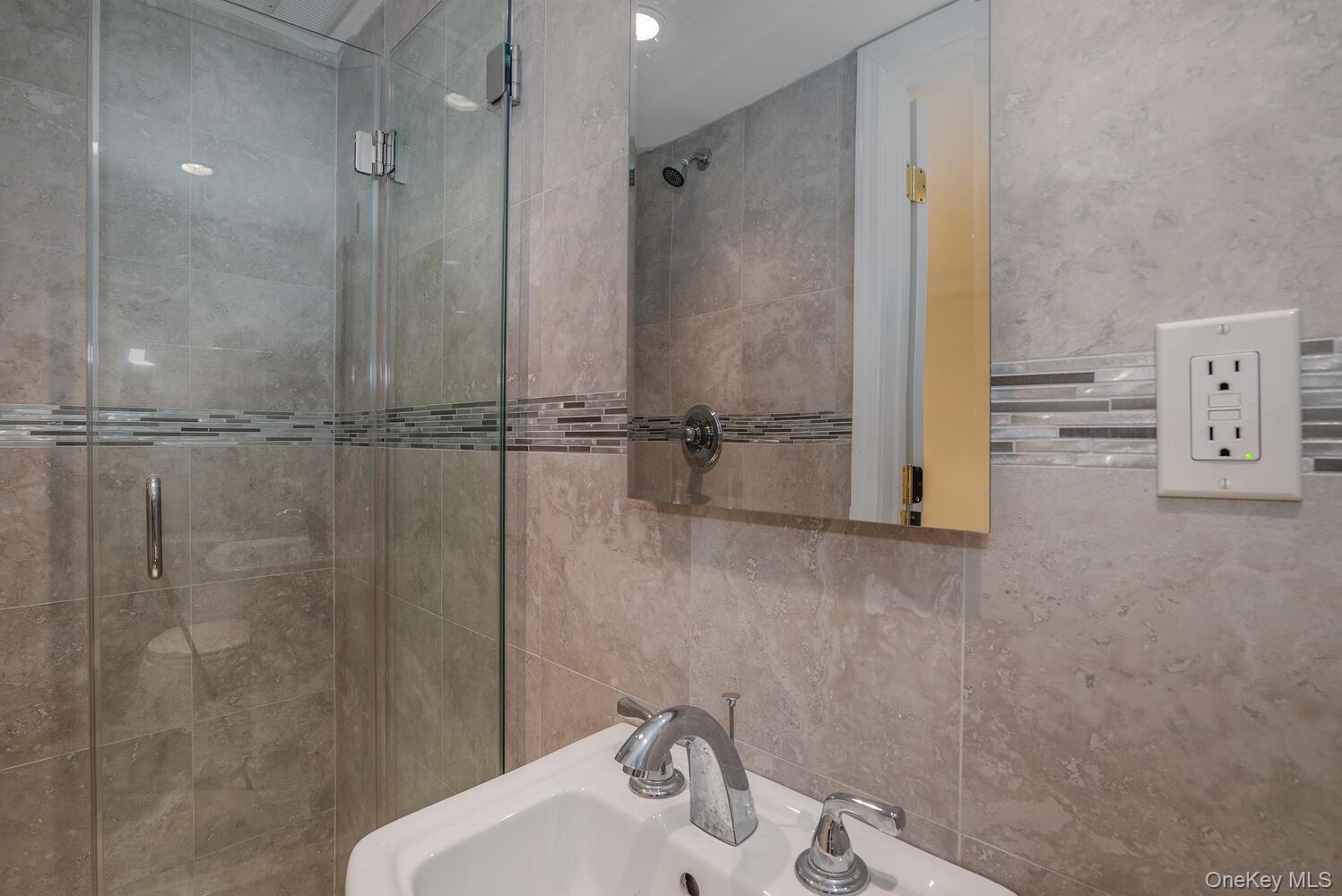 141-16 11th Avenue, Malba, NY 11357