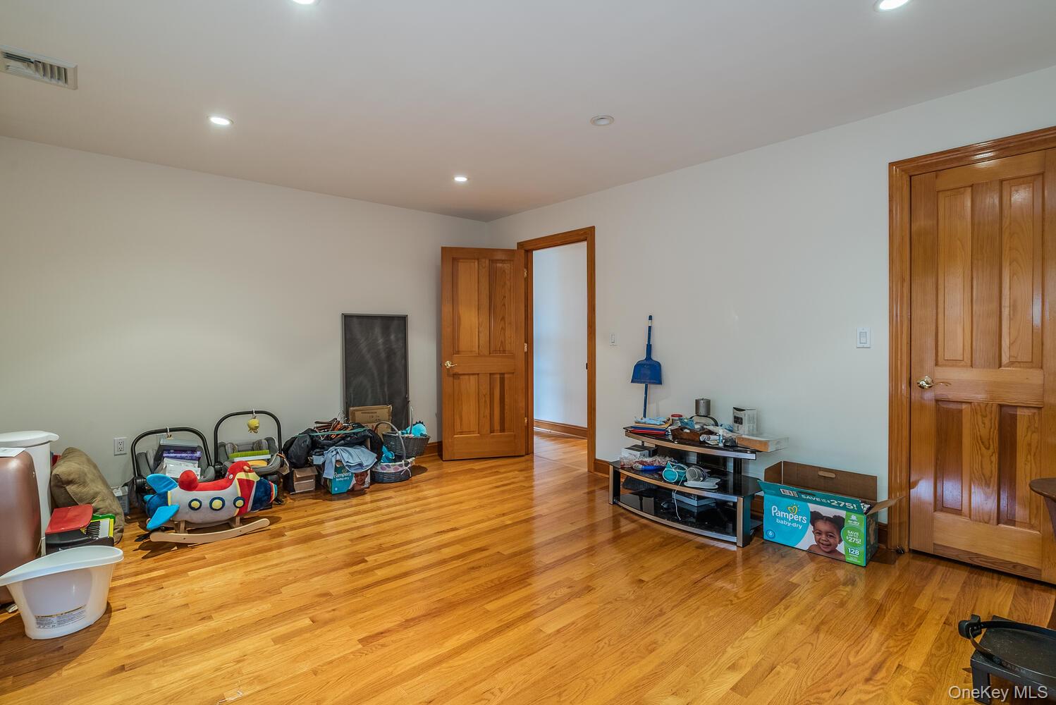 141-16 11th Avenue, Malba, NY 11357