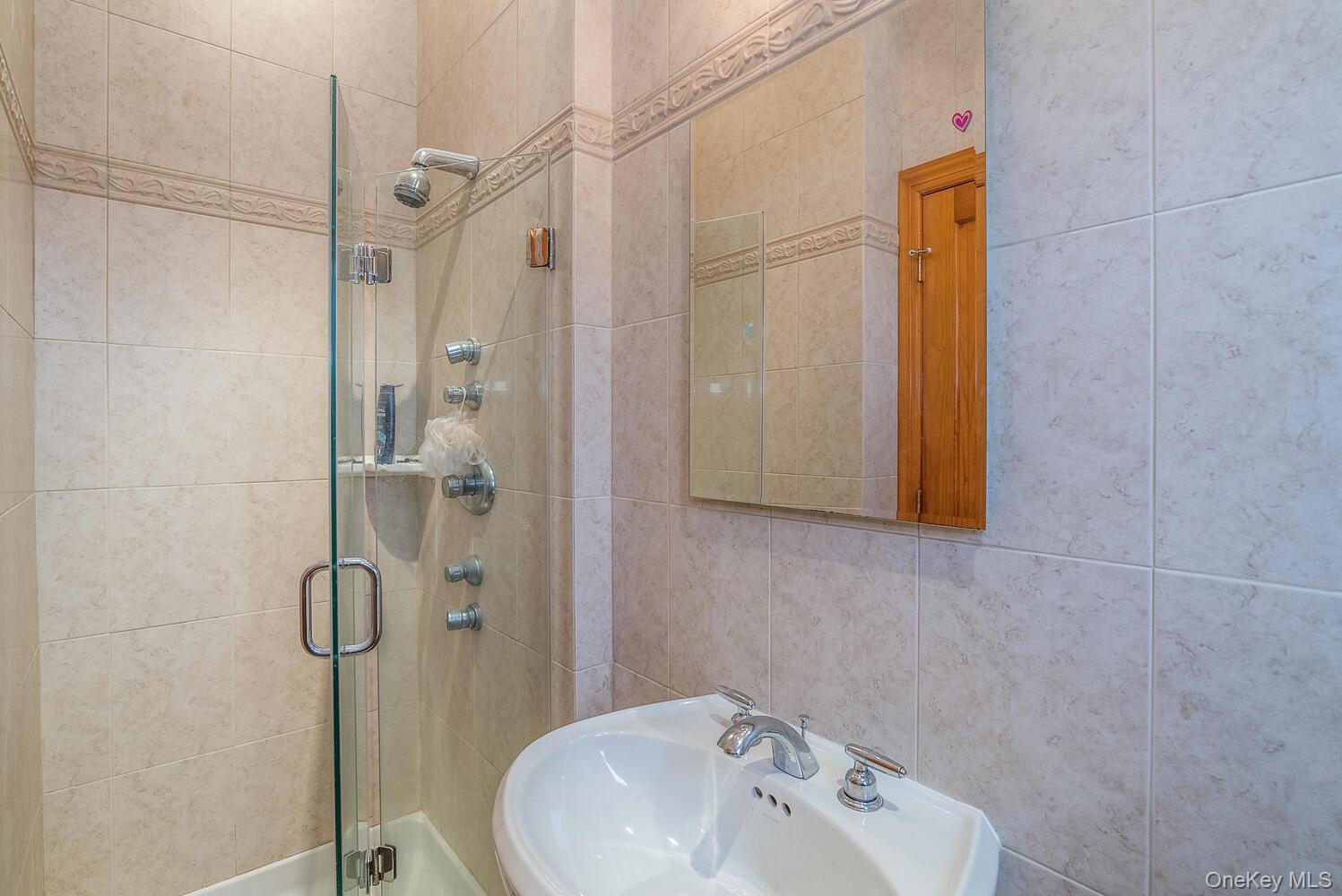 141-16 11th Avenue, Malba, NY 11357