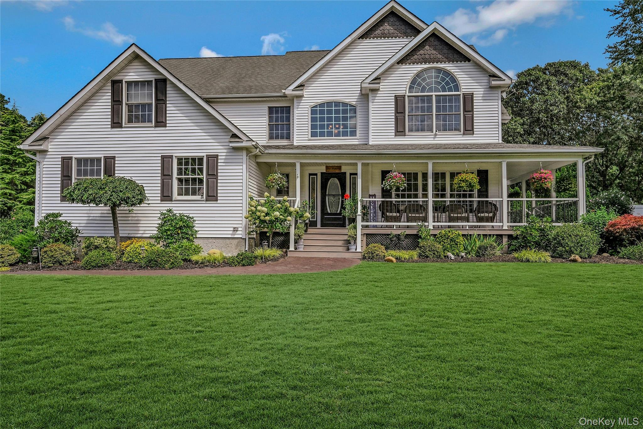 91 Groveland Park Boulevard, Sound Beach, NY 11789