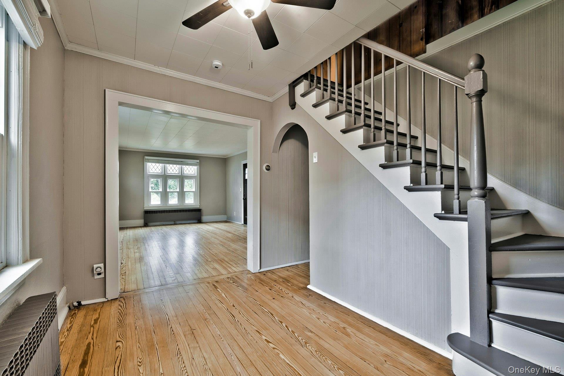 86 N Bayview Avenue, Freeport, NY 11520