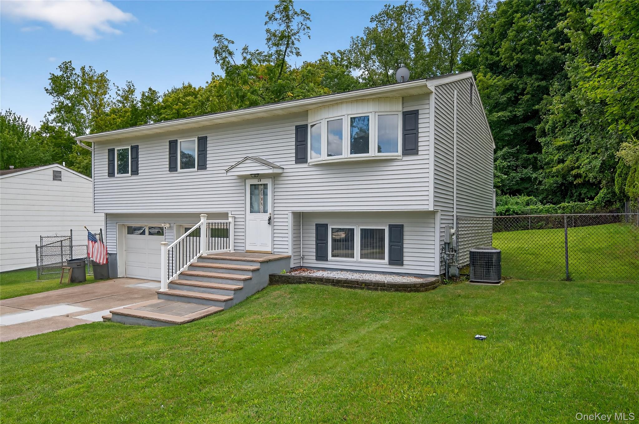 19 Half Hollow Turn, Monroe, NY 10950