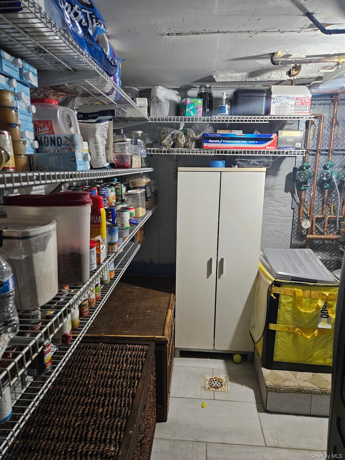 115-69 203 Street, Saint Albans, NY 11412