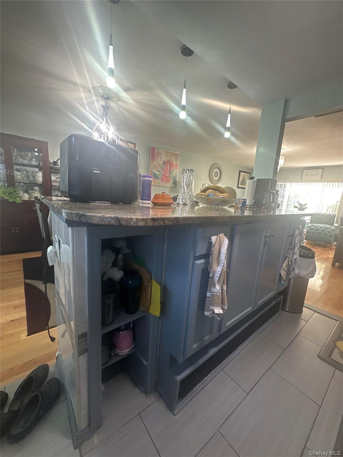 115-69 203 Street, Saint Albans, NY 11412