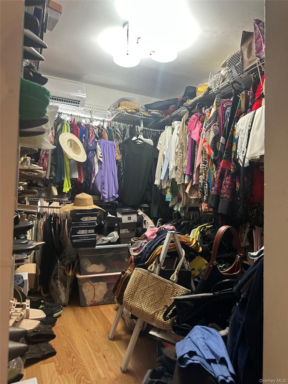 115-69 203 Street, Saint Albans, NY 11412