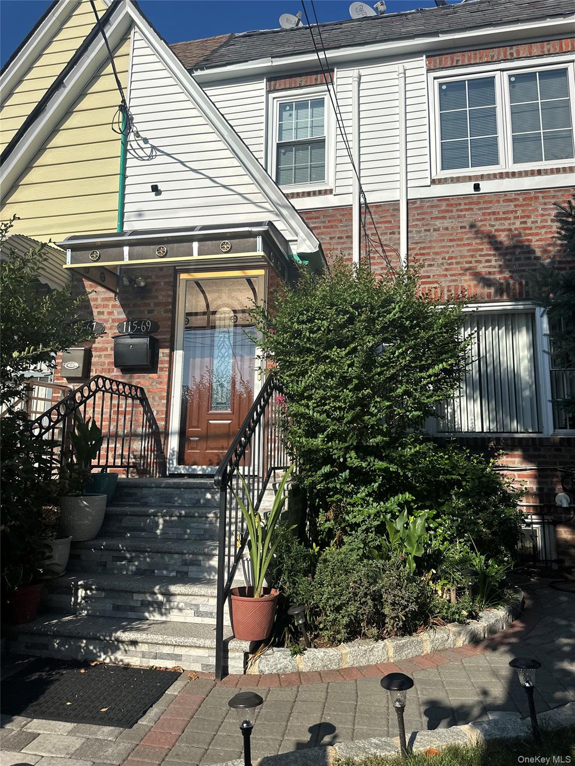 115-69 203 Street, Saint Albans, NY 11412