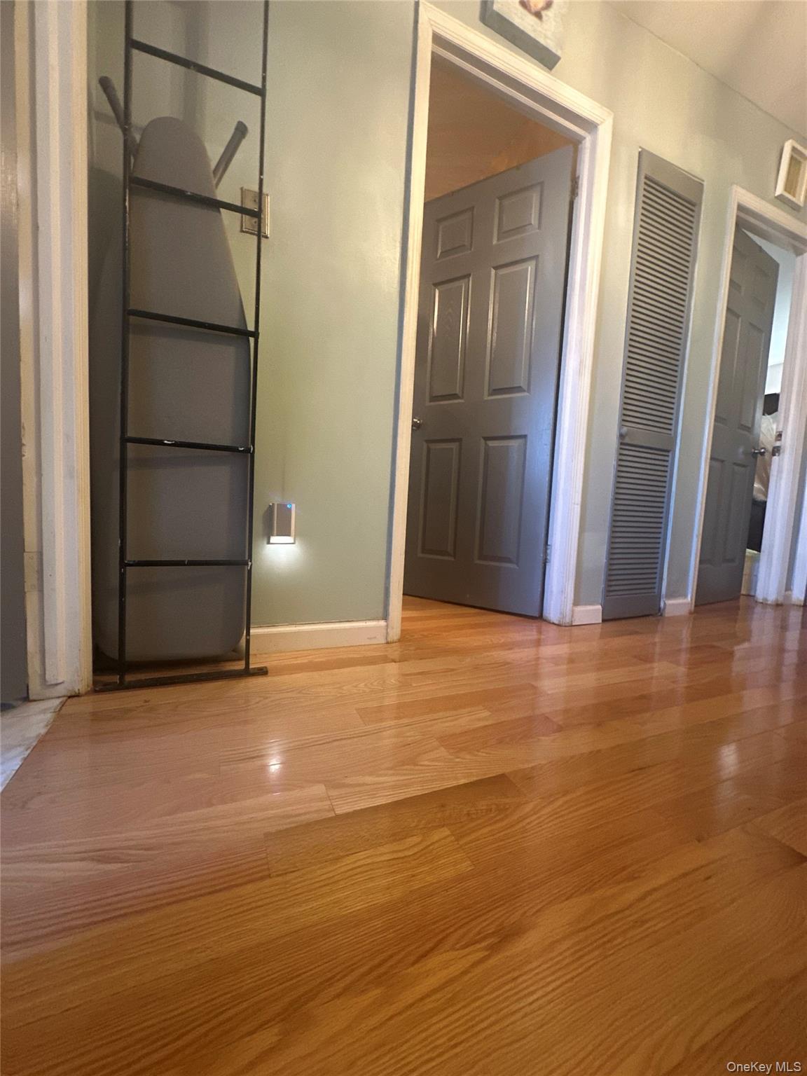 115-69 203 Street, Saint Albans, NY 11412