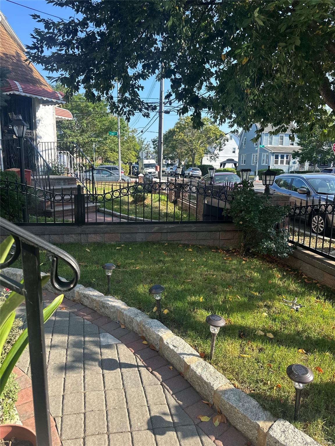 115-69 203 Street, Saint Albans, NY 11412