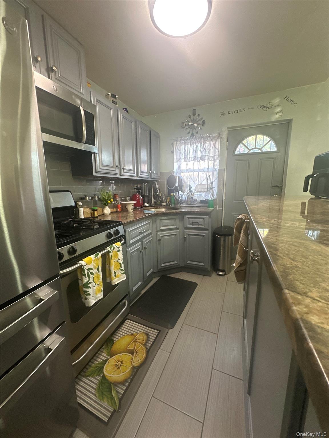 115-69 203 Street, Saint Albans, NY 11412