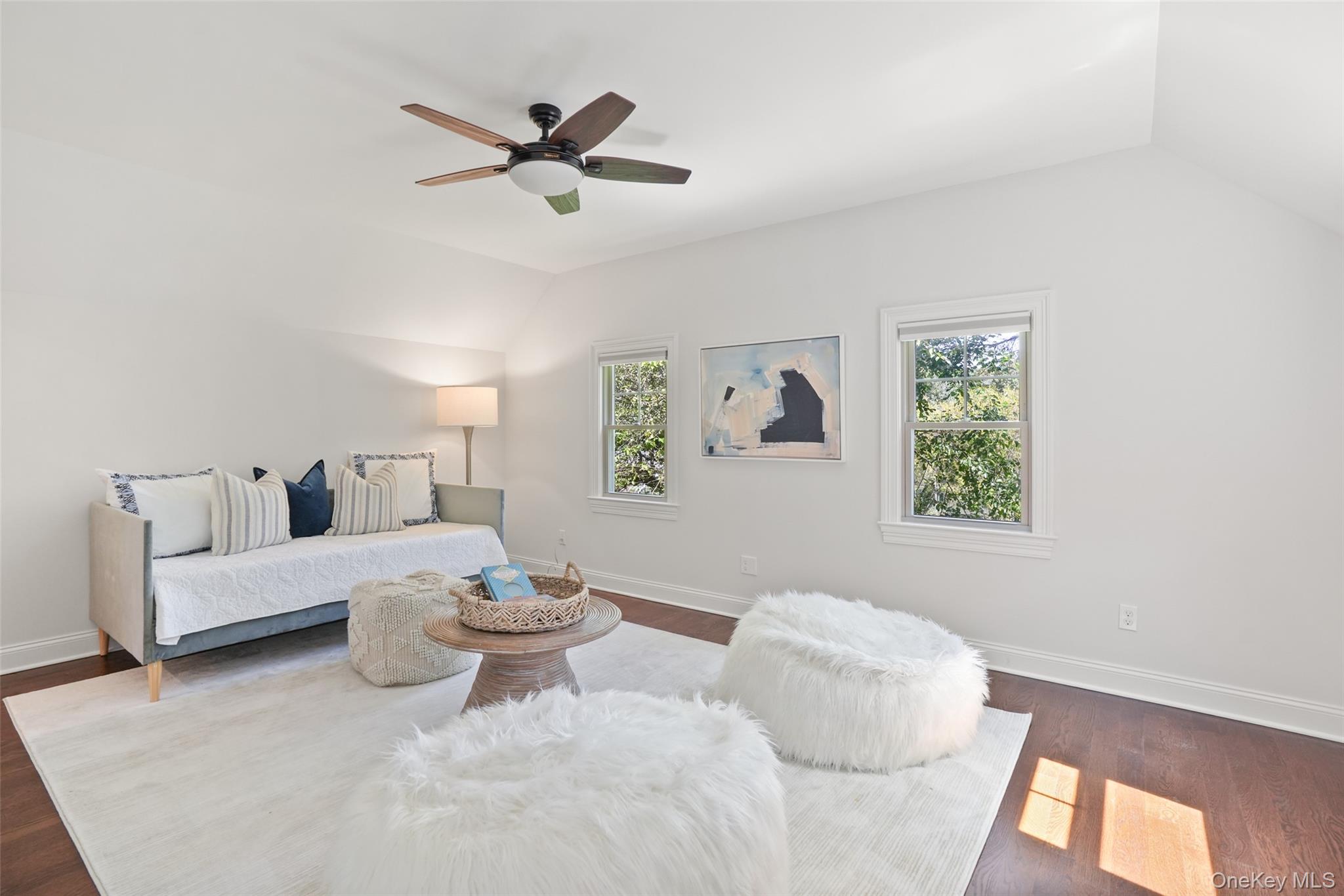 9 Oregon Road, Bedford Corners, NY 10549