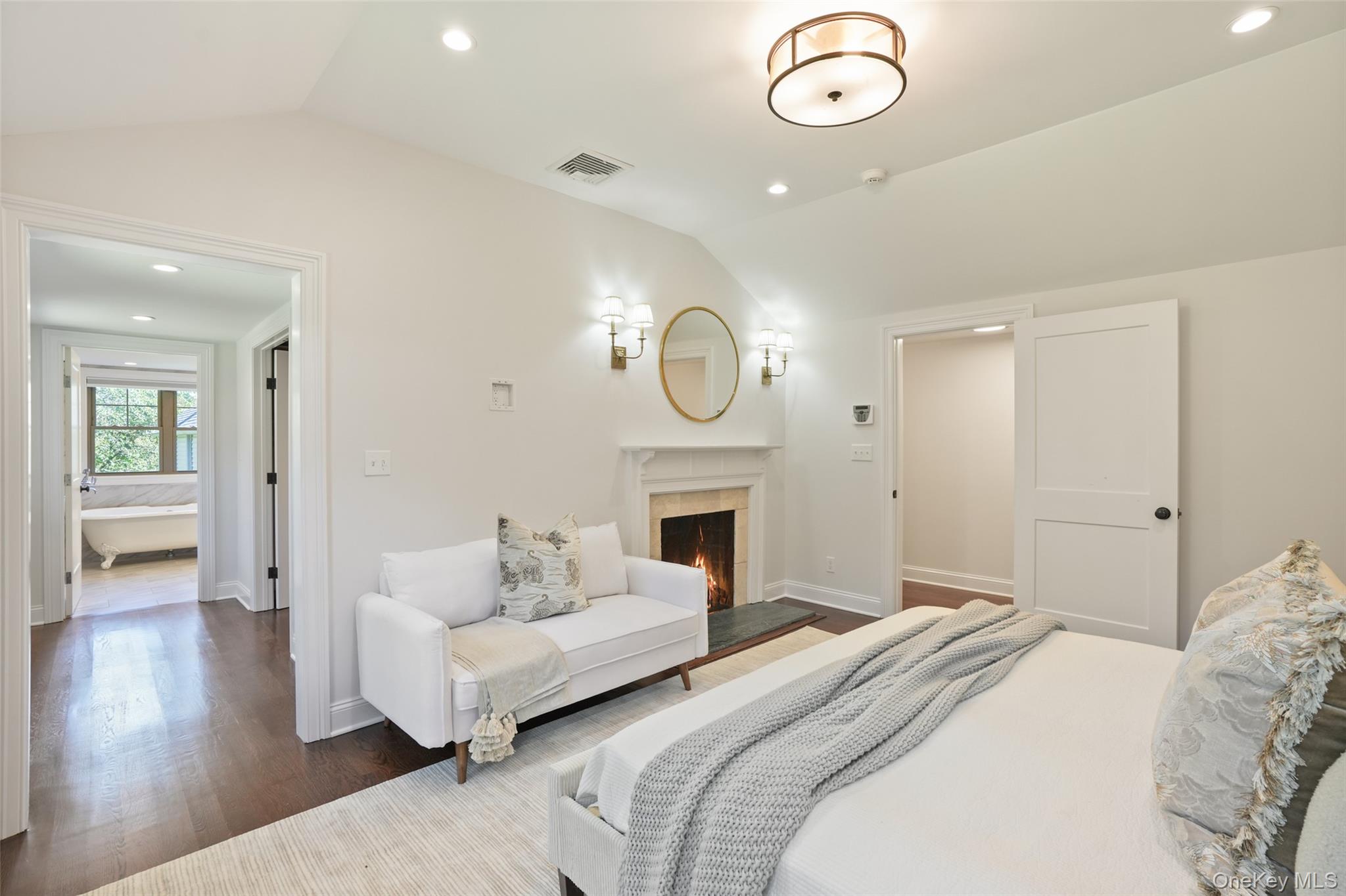 9 Oregon Road, Bedford Corners, NY 10549