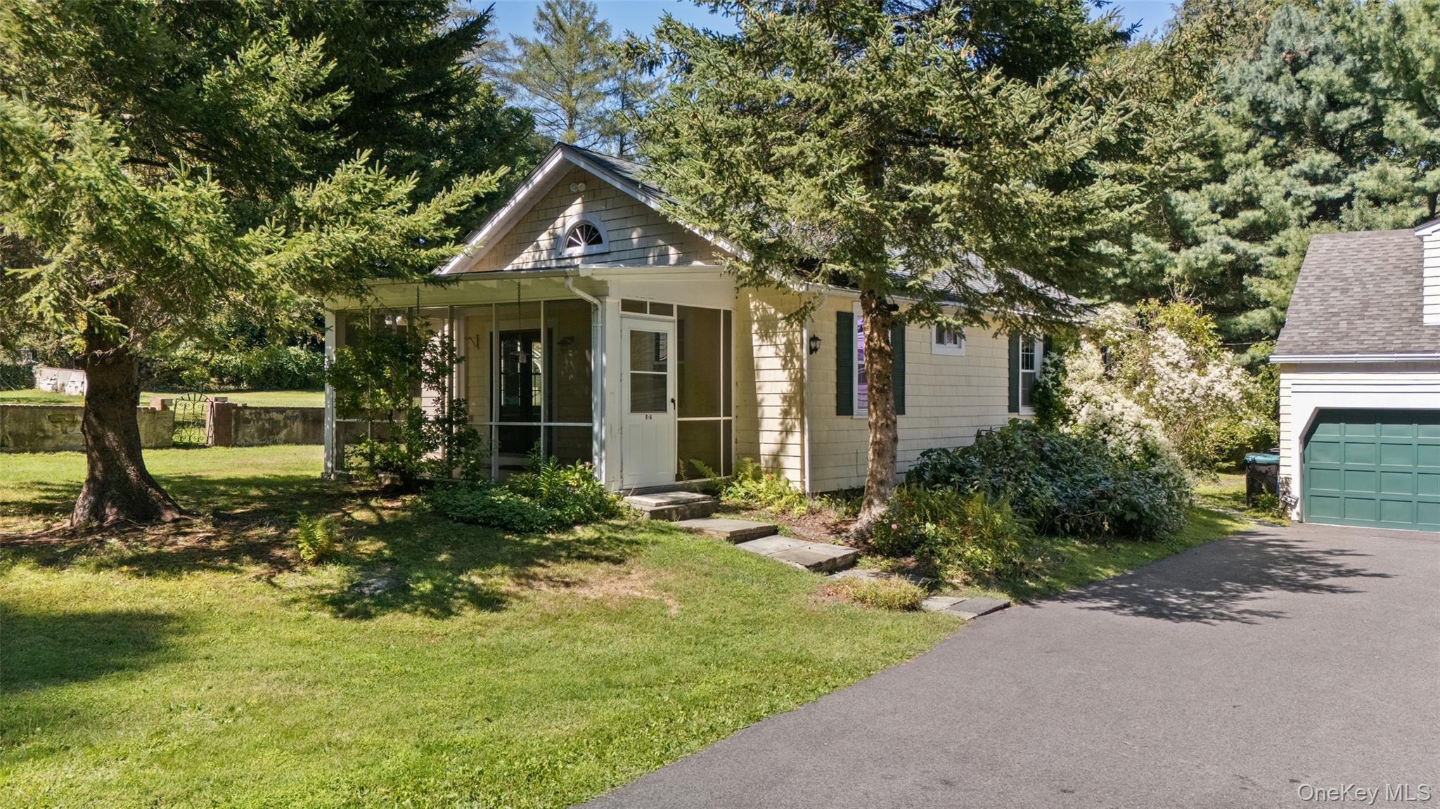 9 Oregon Road, Bedford Corners, NY 10549