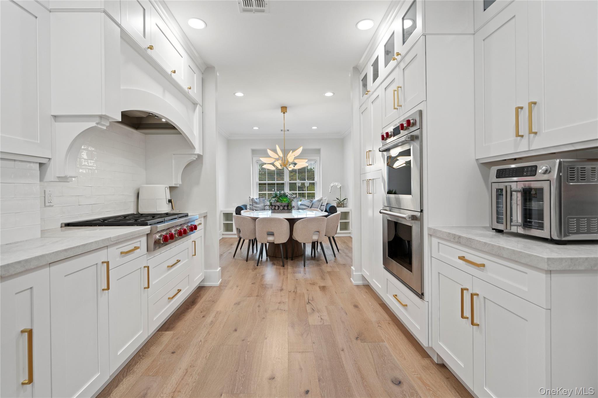 23 The Preserve, Woodbury, NY 11797