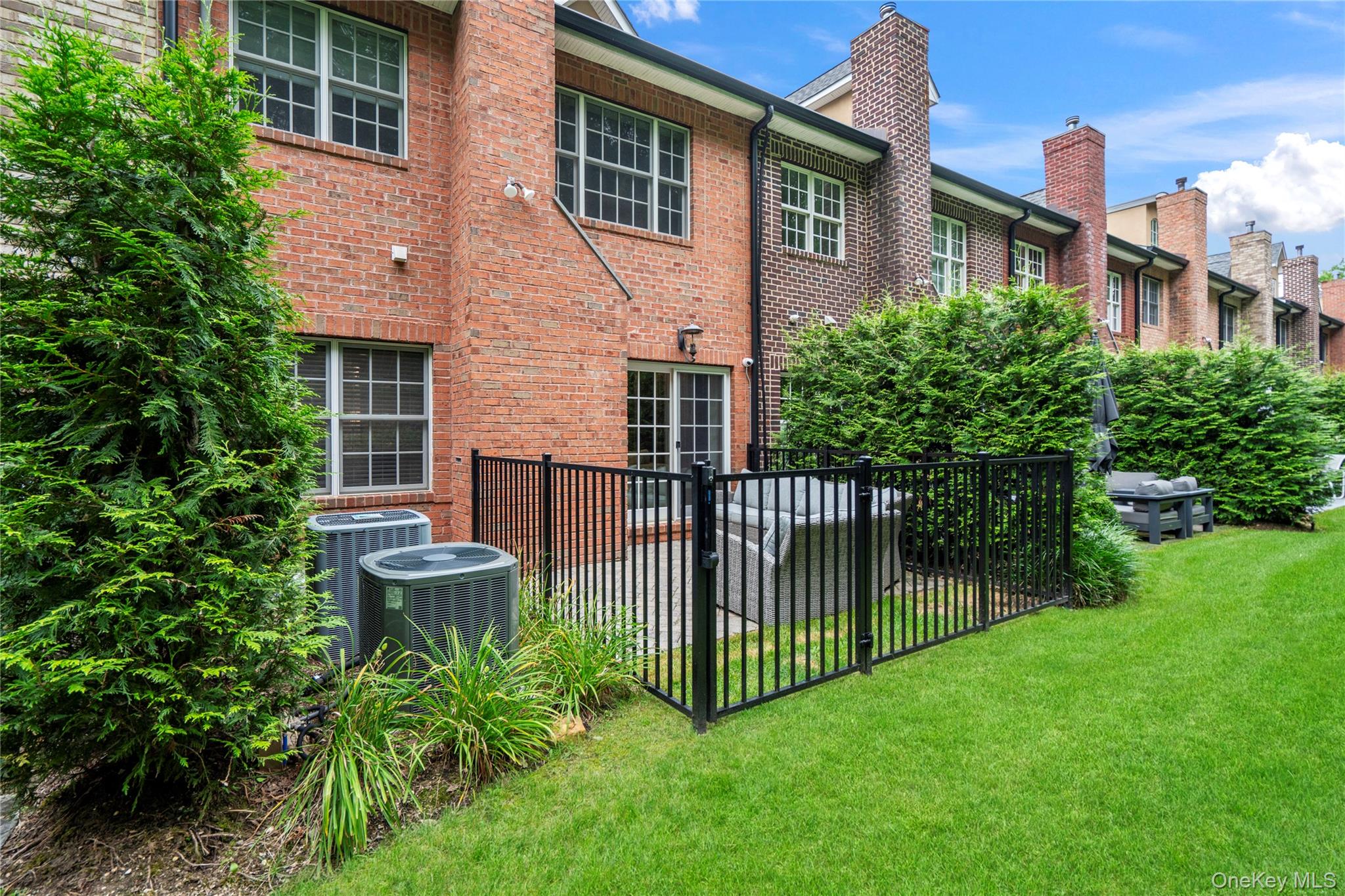 23 The Preserve, Woodbury, NY 11797