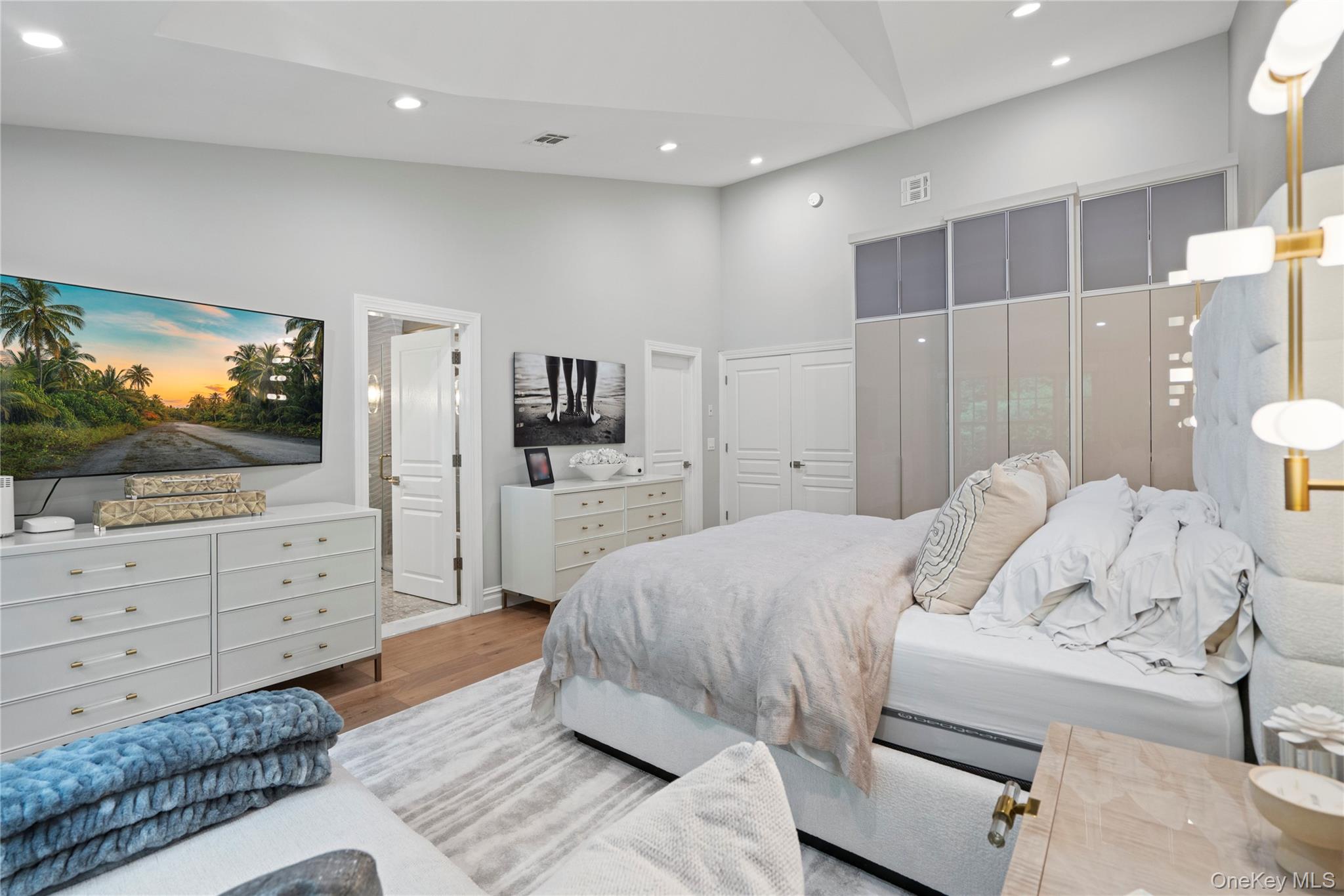 23 The Preserve, Woodbury, NY 11797