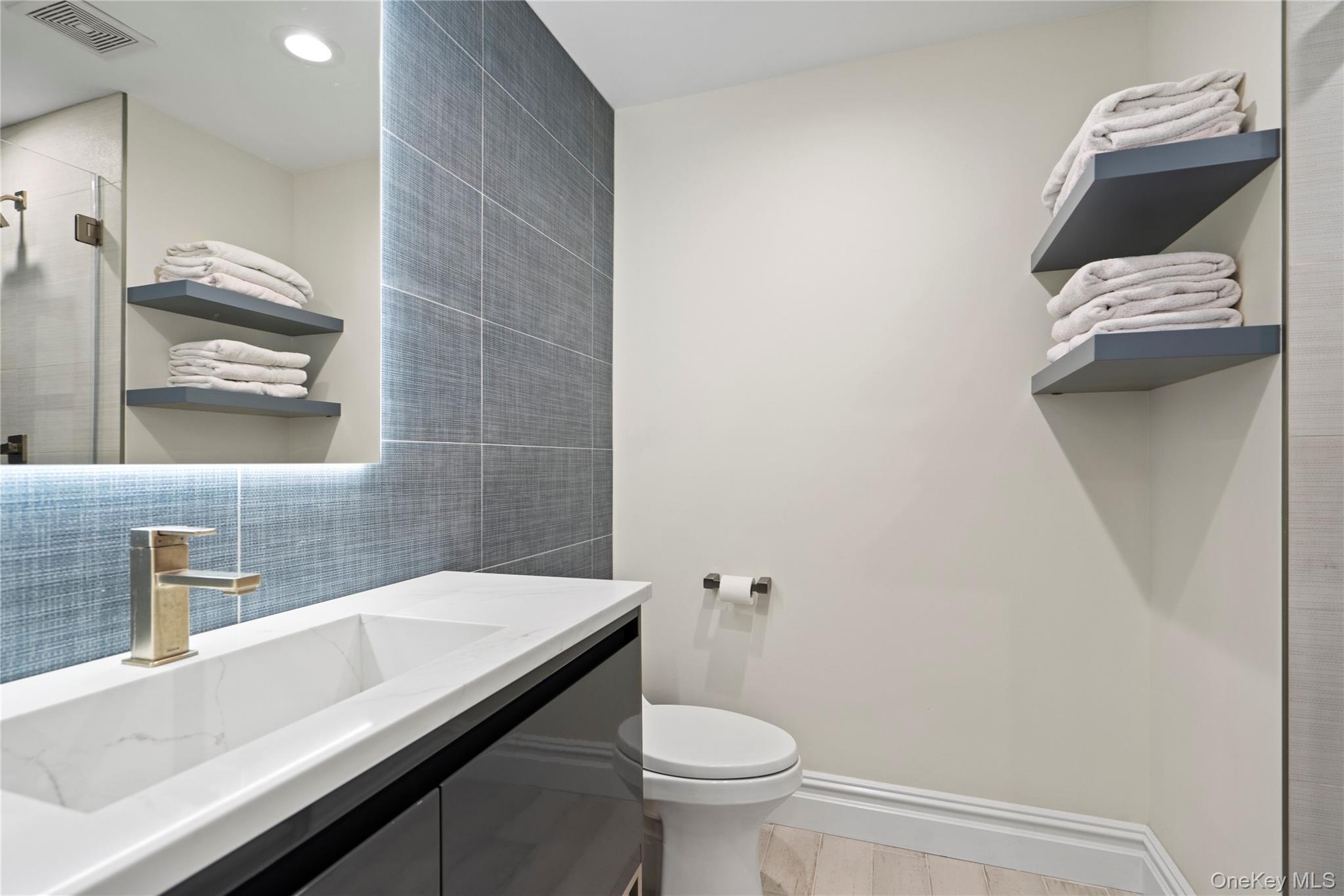 23 The Preserve, Woodbury, NY 11797