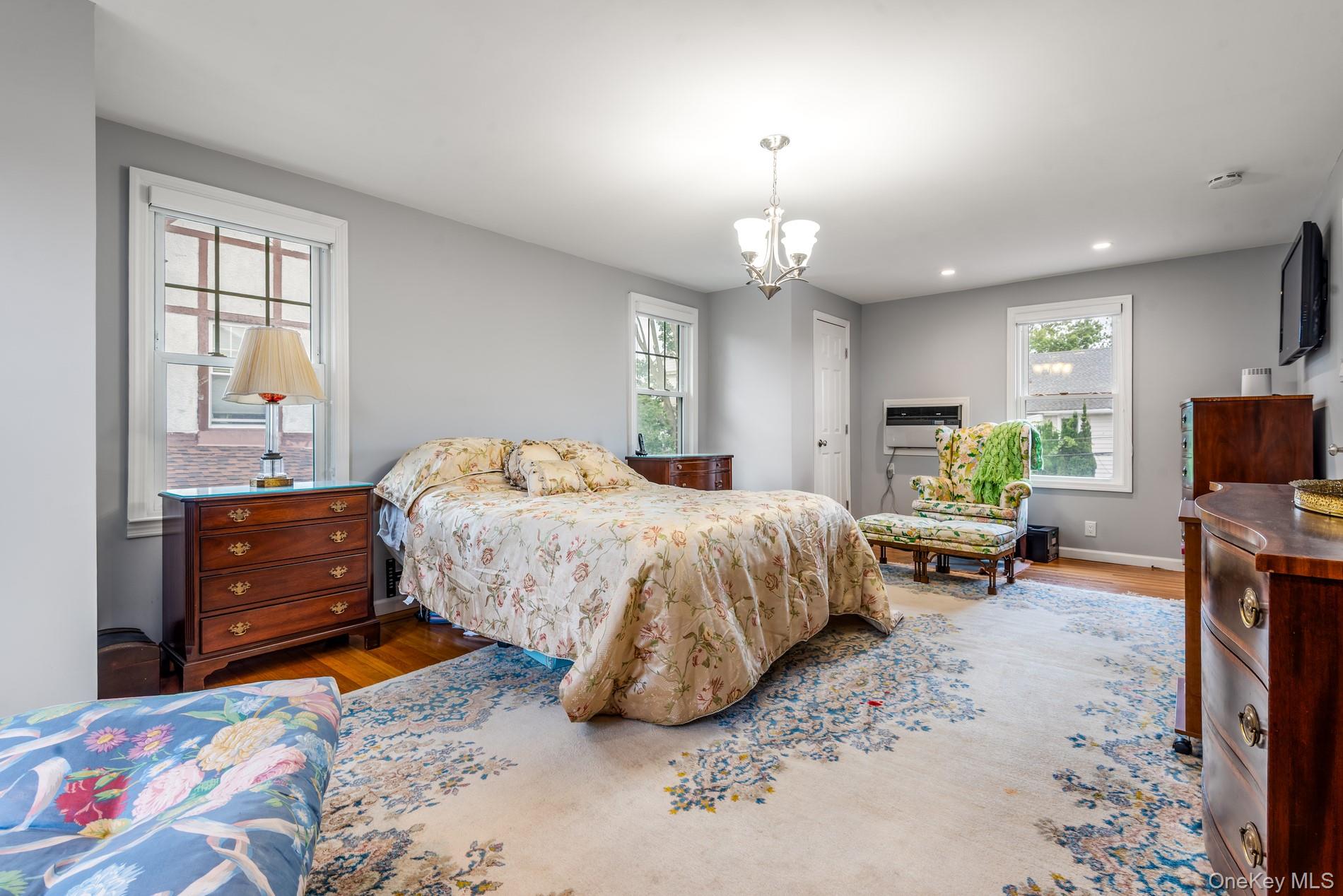 33-47 158 Street, Flushing, NY 11358