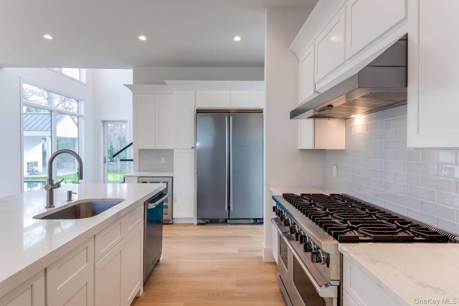 66 Hillside Drive E, East Hampton, NY 11963